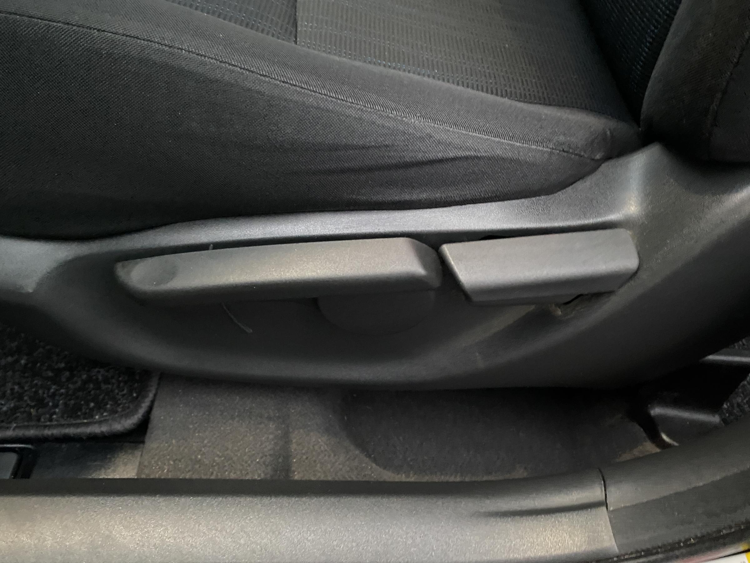 Toyota Auris, 2008 - pohled č. 14