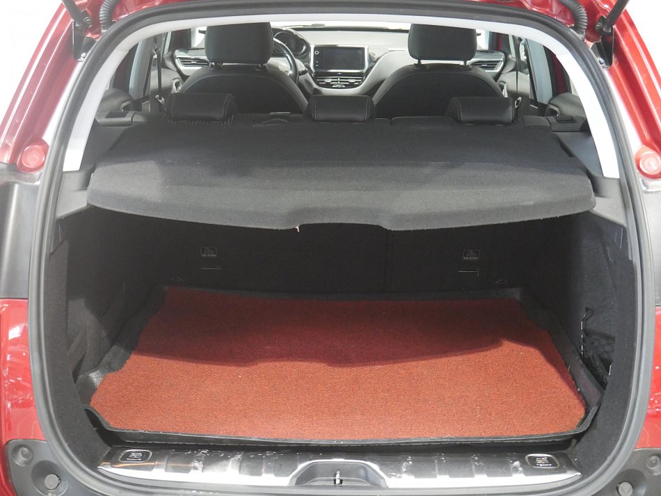 Peugeot 2008 1.2 PT Allure