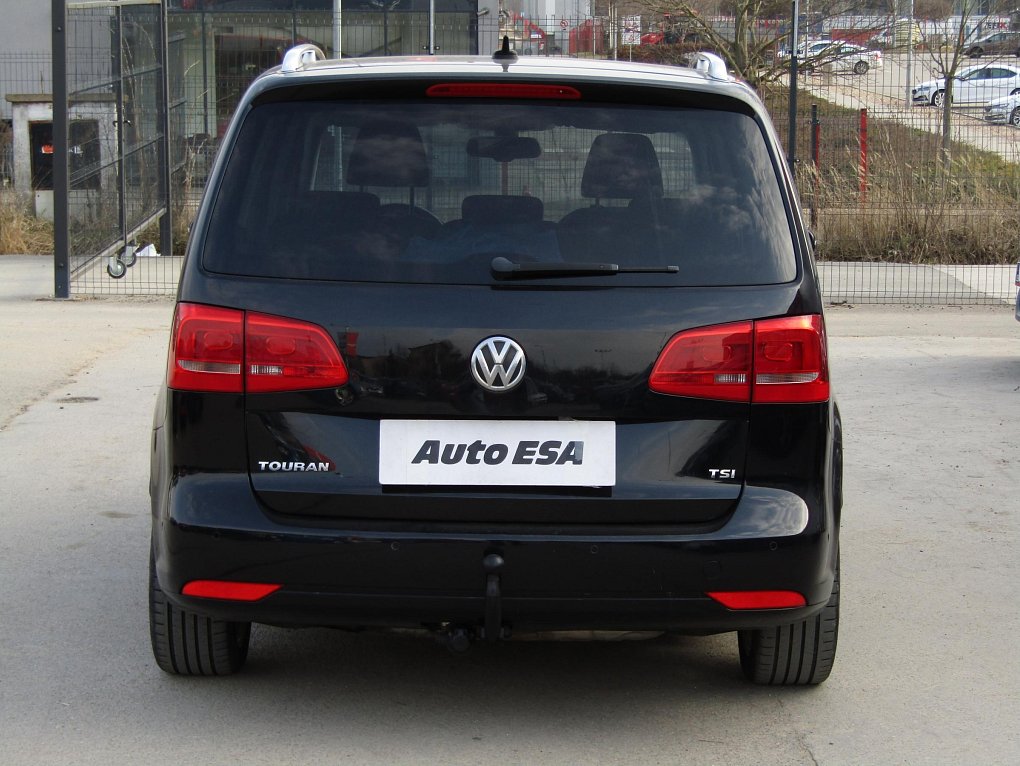 Volkswagen Touran 1.4 TSI 