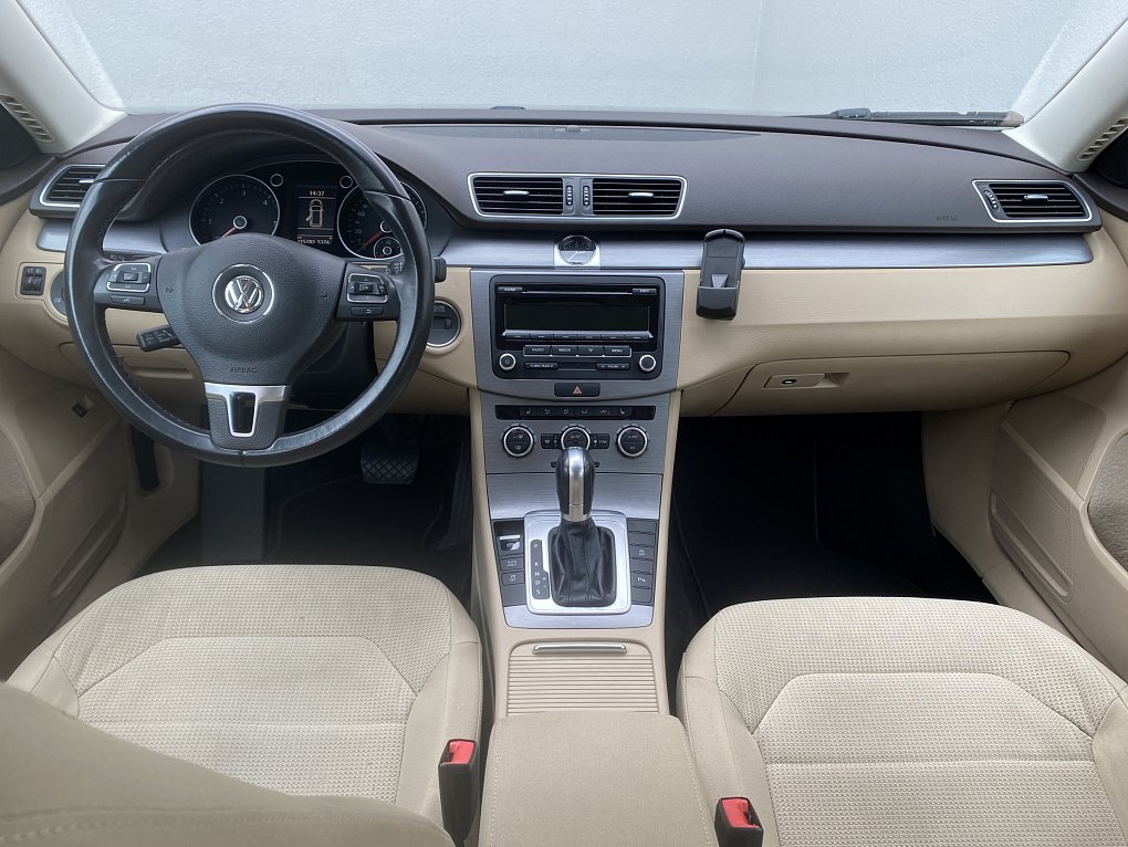 Volkswagen Passat 2.0 TDi 
