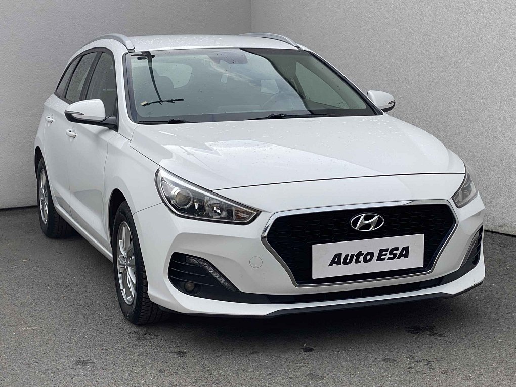 Hyundai I30 1.4 T-GDi Trikolor