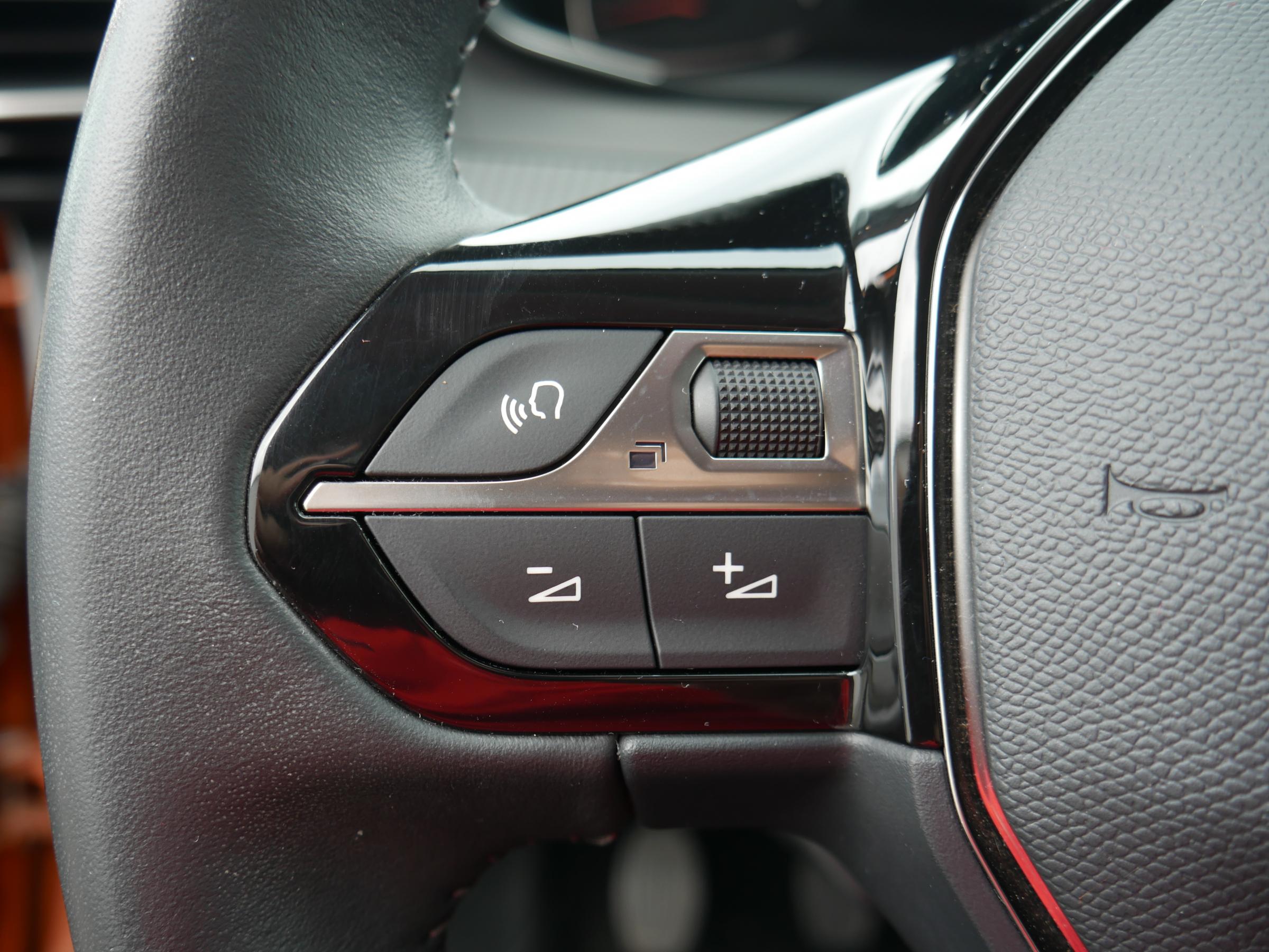 Peugeot 2008, 2021 - pohled č. 16