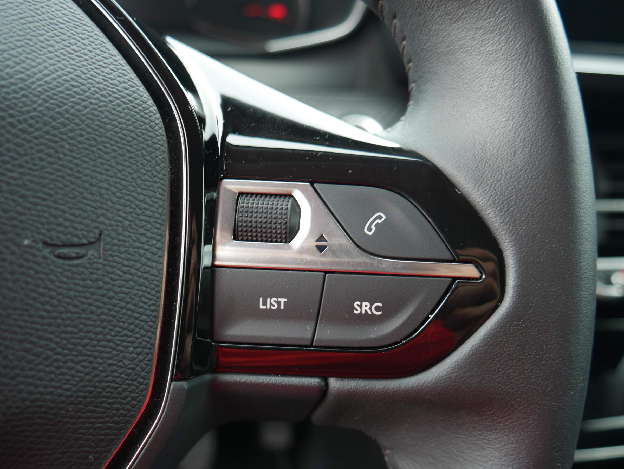 Peugeot 2008, 2021 - pohled č. 17