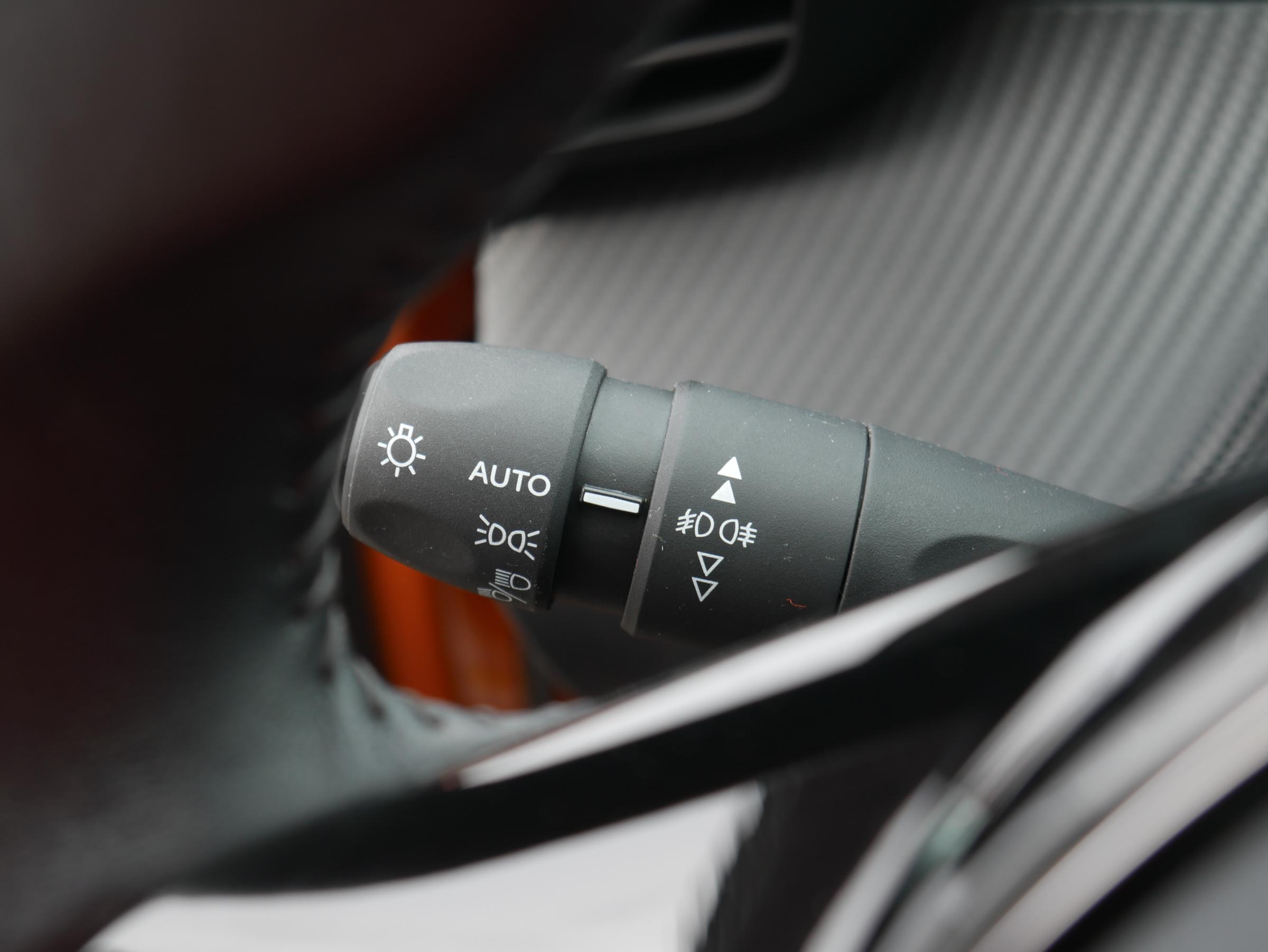 Peugeot 2008, 2021 - pohled č. 21