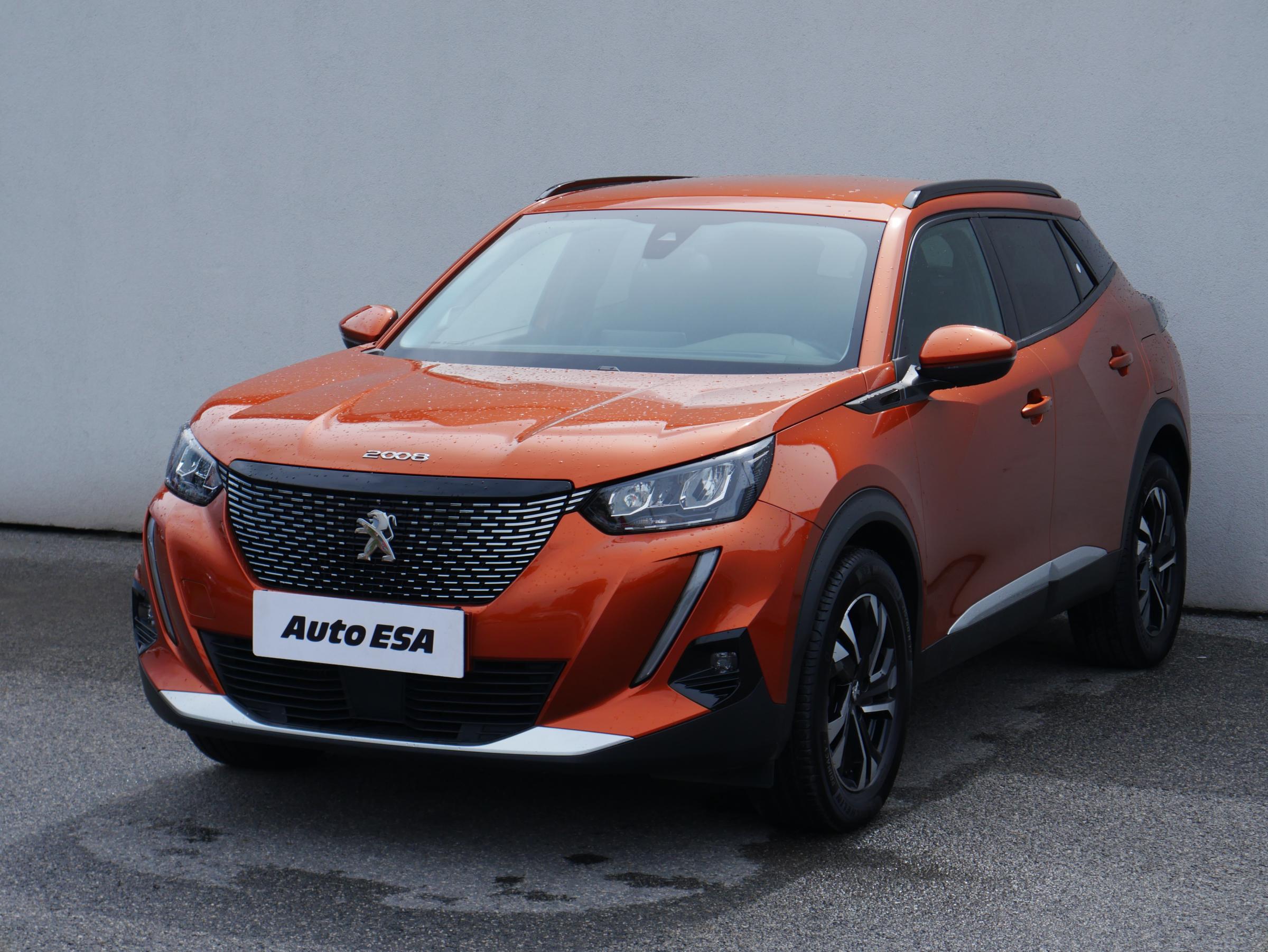 Peugeot 2008, 2021 - pohled č. 3