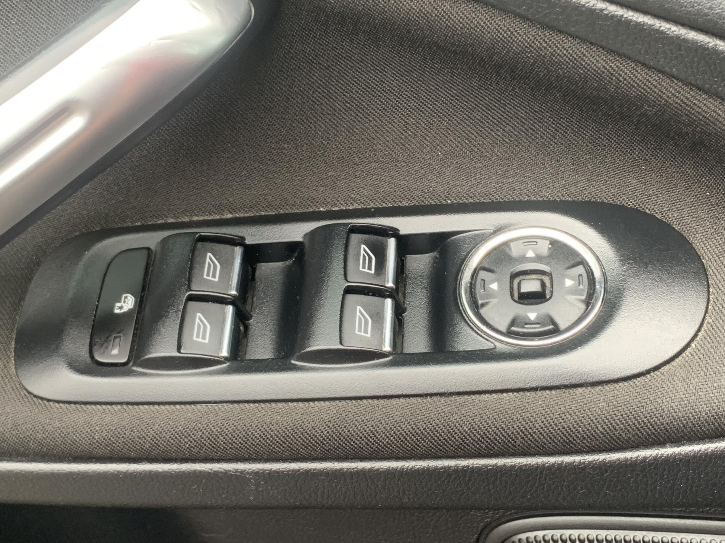 Ford Galaxy, 2012 - pohled č. 18