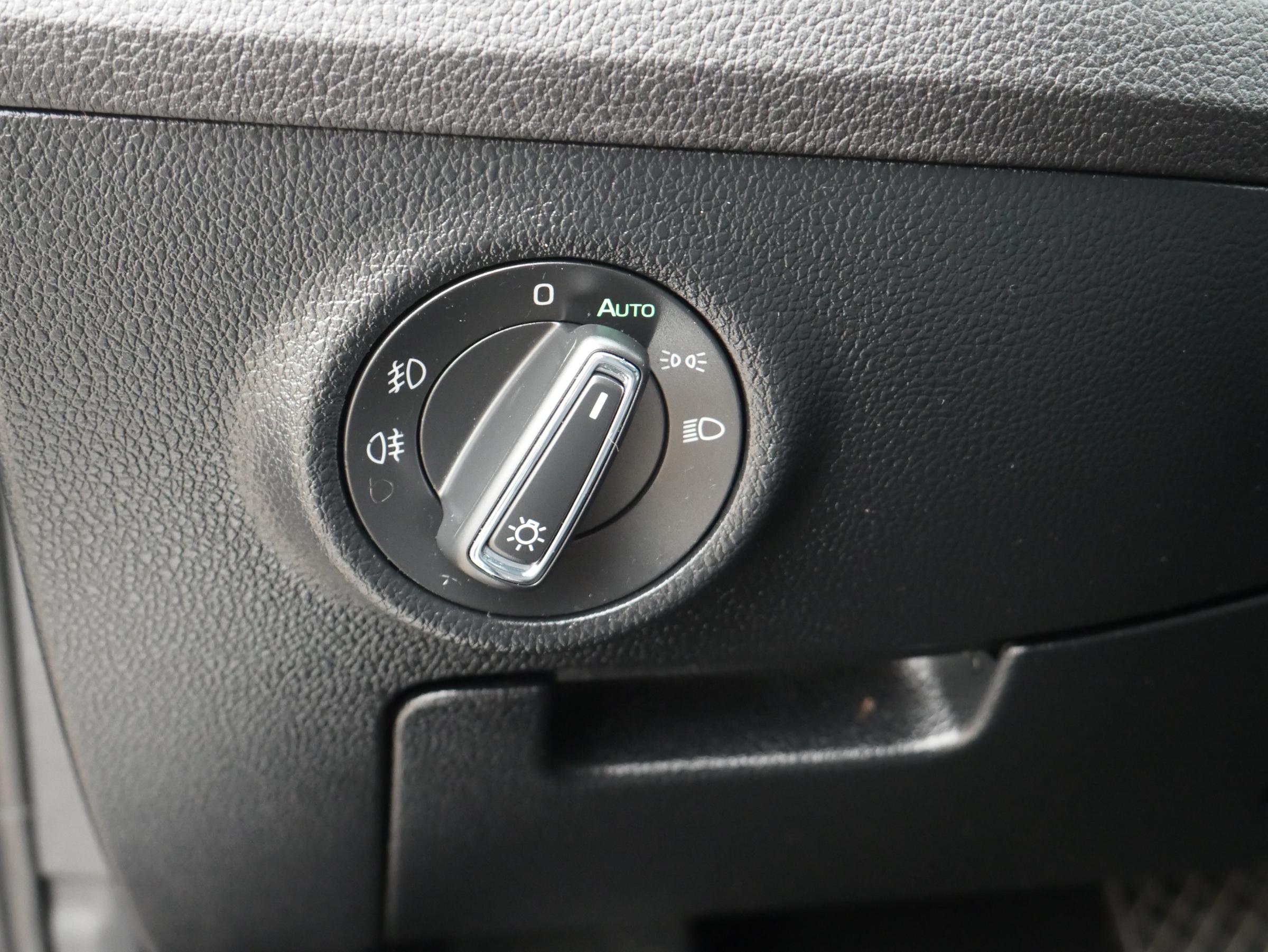 Škoda Superb III, 2021 - pohled č. 12