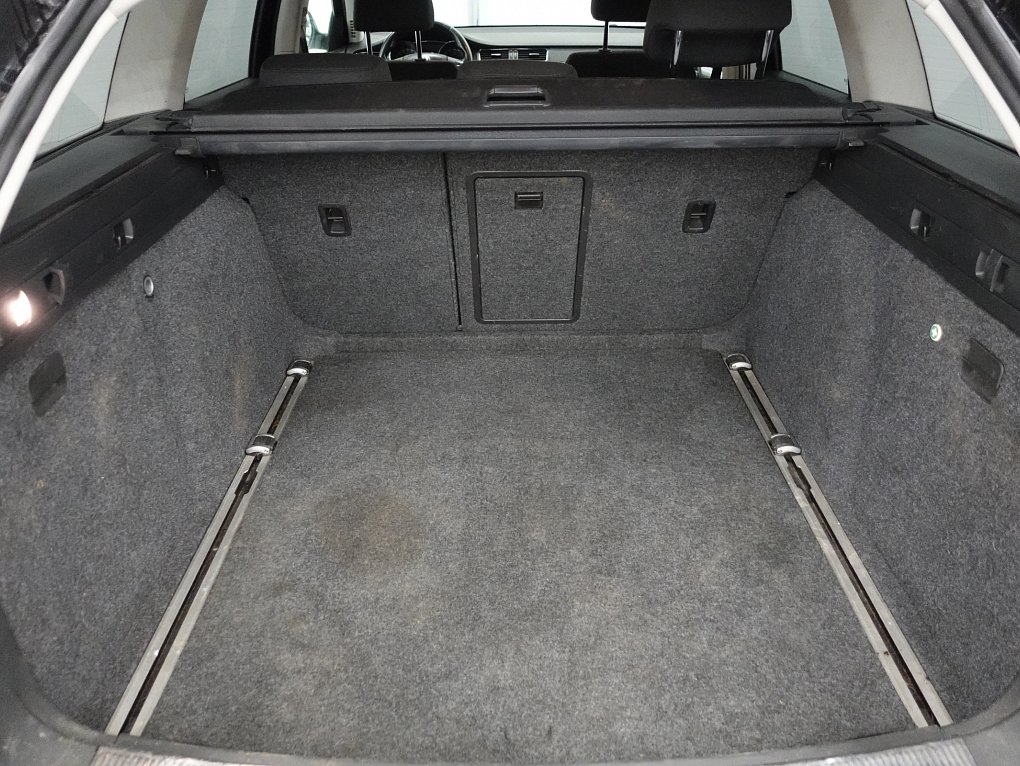 Škoda Superb II 2.0TDi Ambition