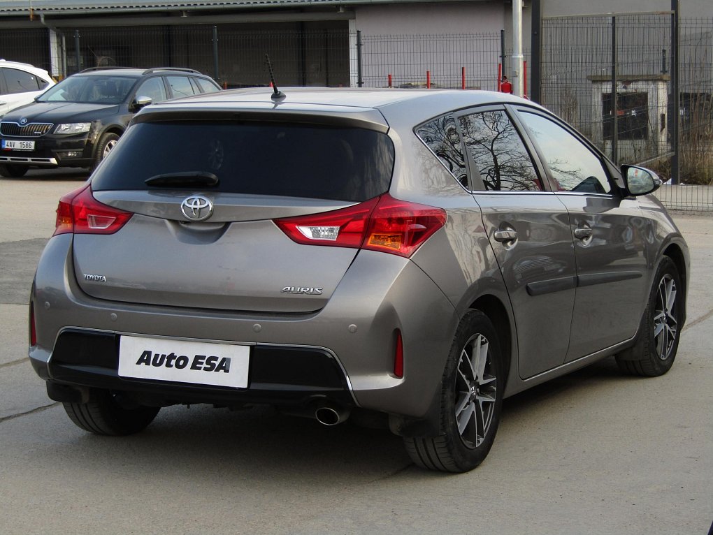 Toyota Auris 1.6i 