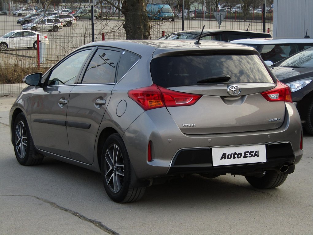 Toyota Auris 1.6i 