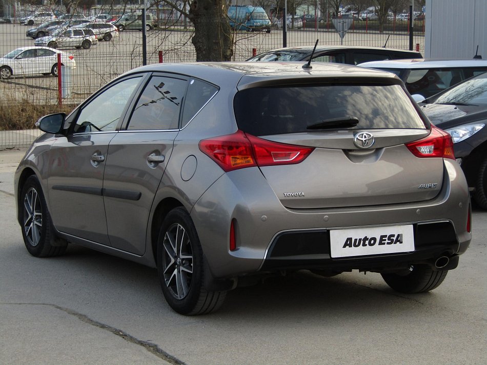 Toyota Auris 1.6i 