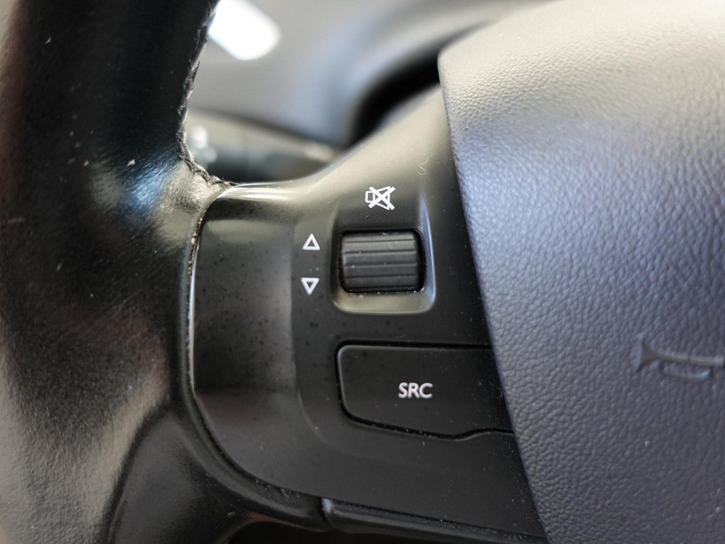 Peugeot 2008 1.2 PT Allure