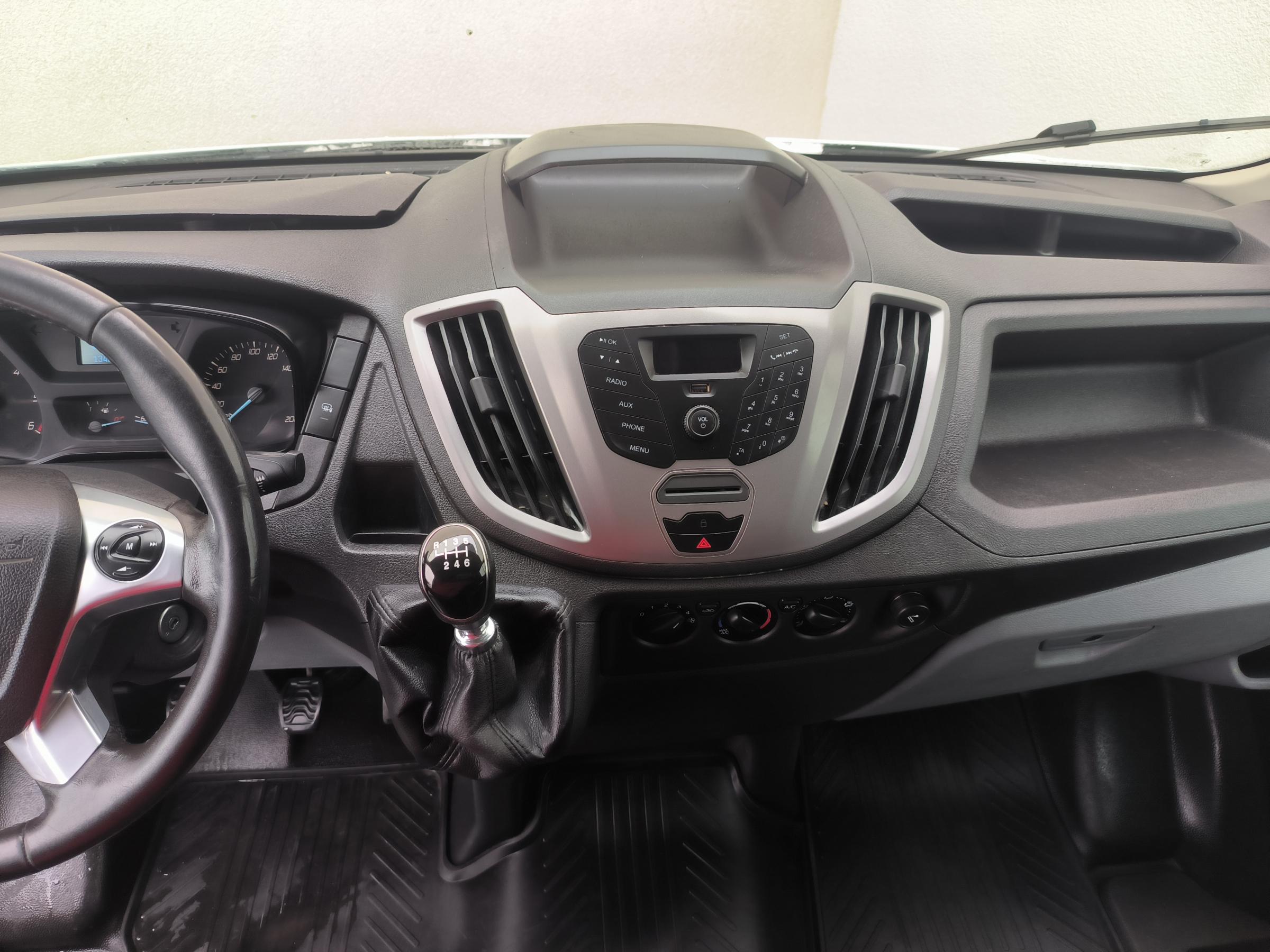 Ford Transit, 2018 - pohled č. 13