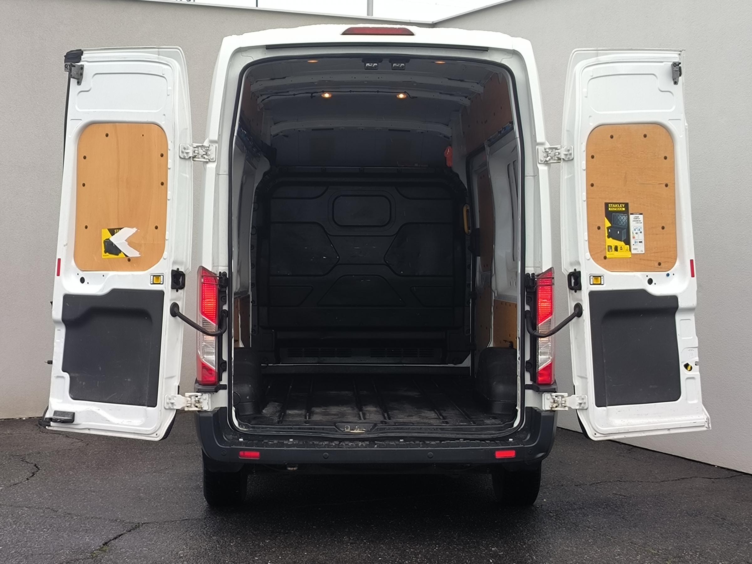 Ford Transit, 2018 - pohled č. 7