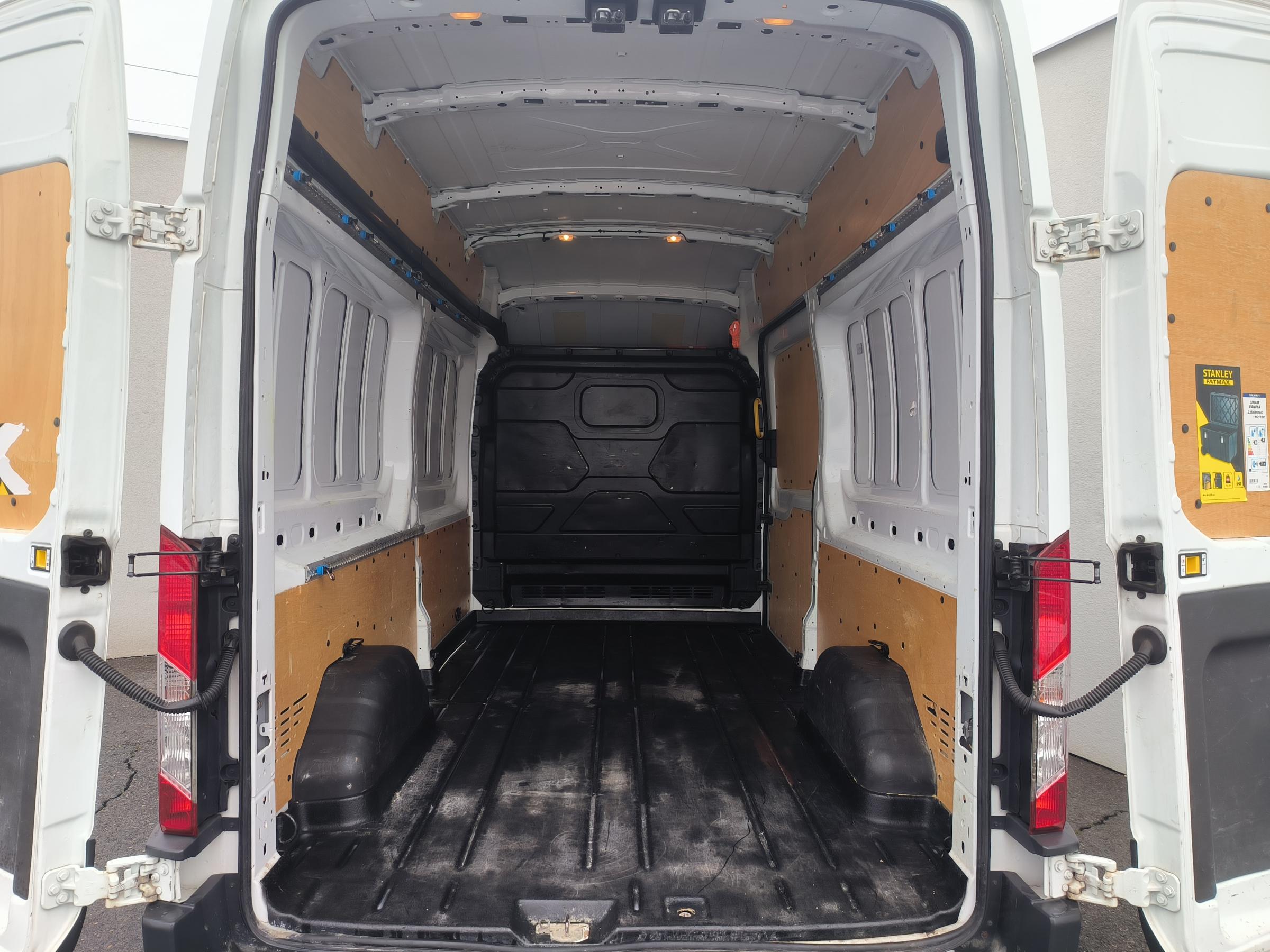 Ford Transit, 2018 - pohled č. 8