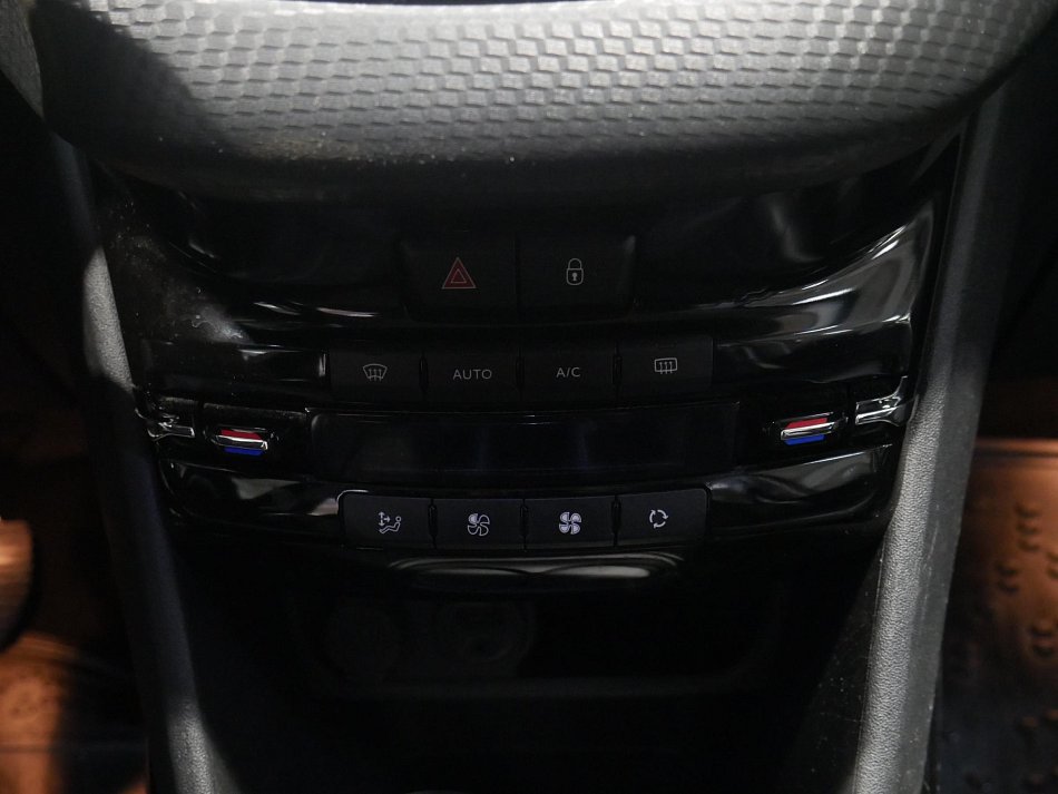 Peugeot 2008 1.2 PT Allure