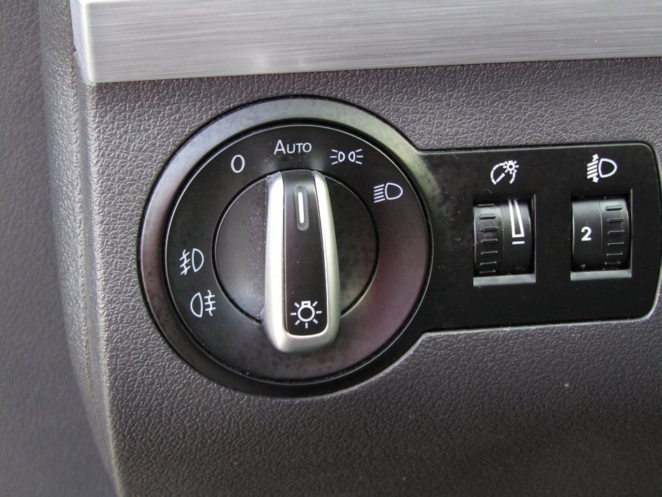 Volkswagen Touran 1.4 TSI 