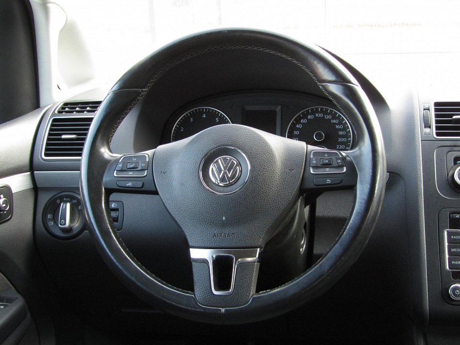 Volkswagen Touran 1.4 TSI 