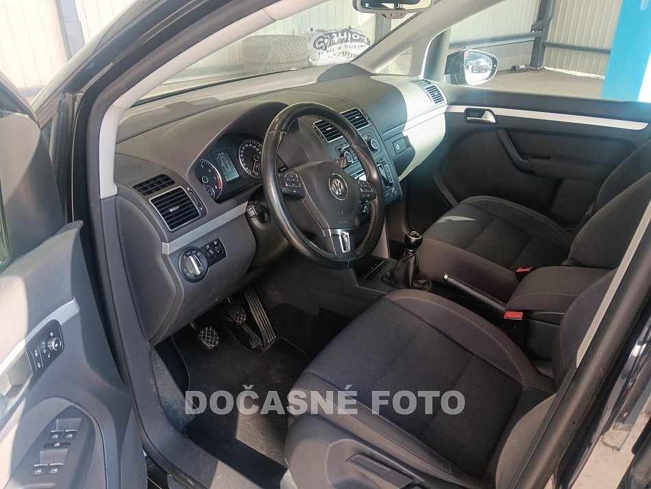 Volkswagen Touran 1.4 TSI 