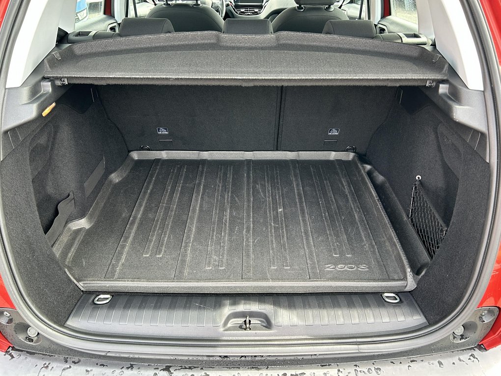 Peugeot 2008 1.2PT 