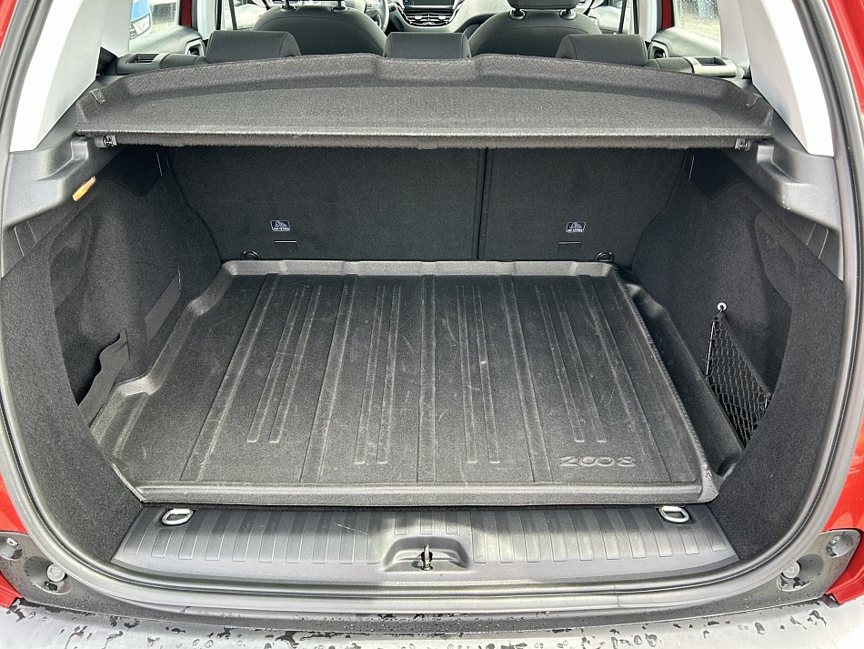 Peugeot 2008 1.2PT 