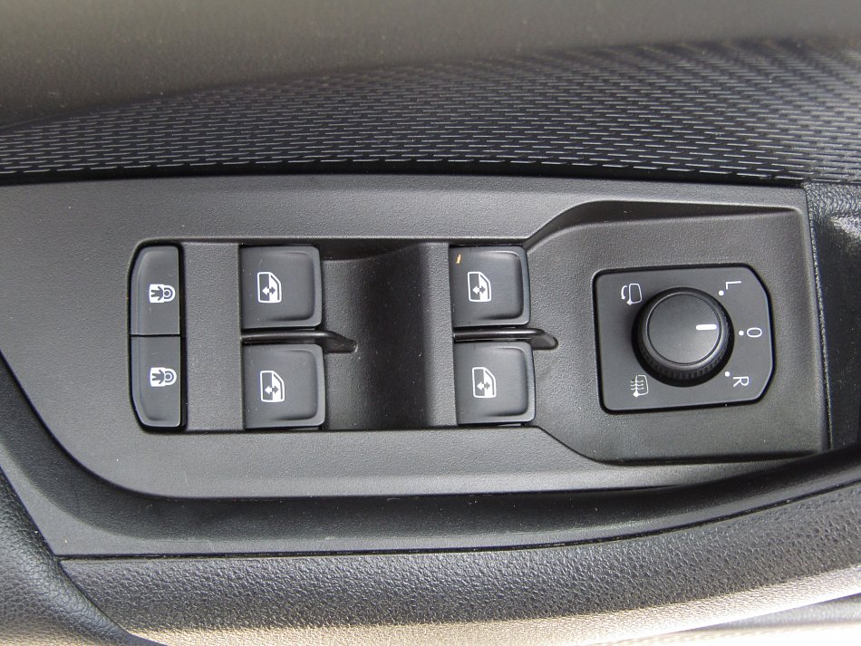 Škoda Octavia IV 1.5 TSi Style