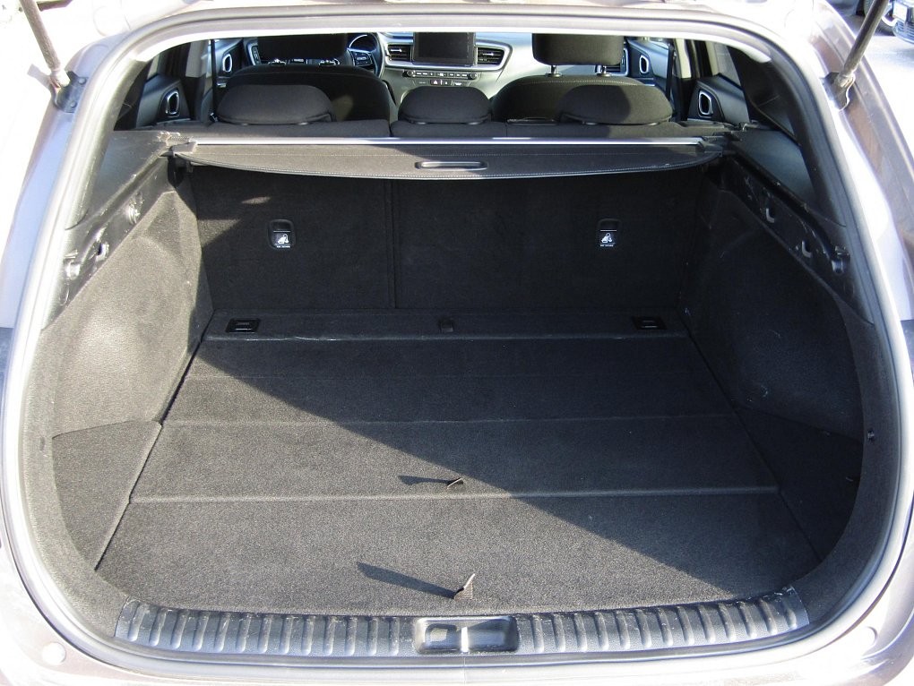 Kia Ceed 1.6 CRDi Exclusive