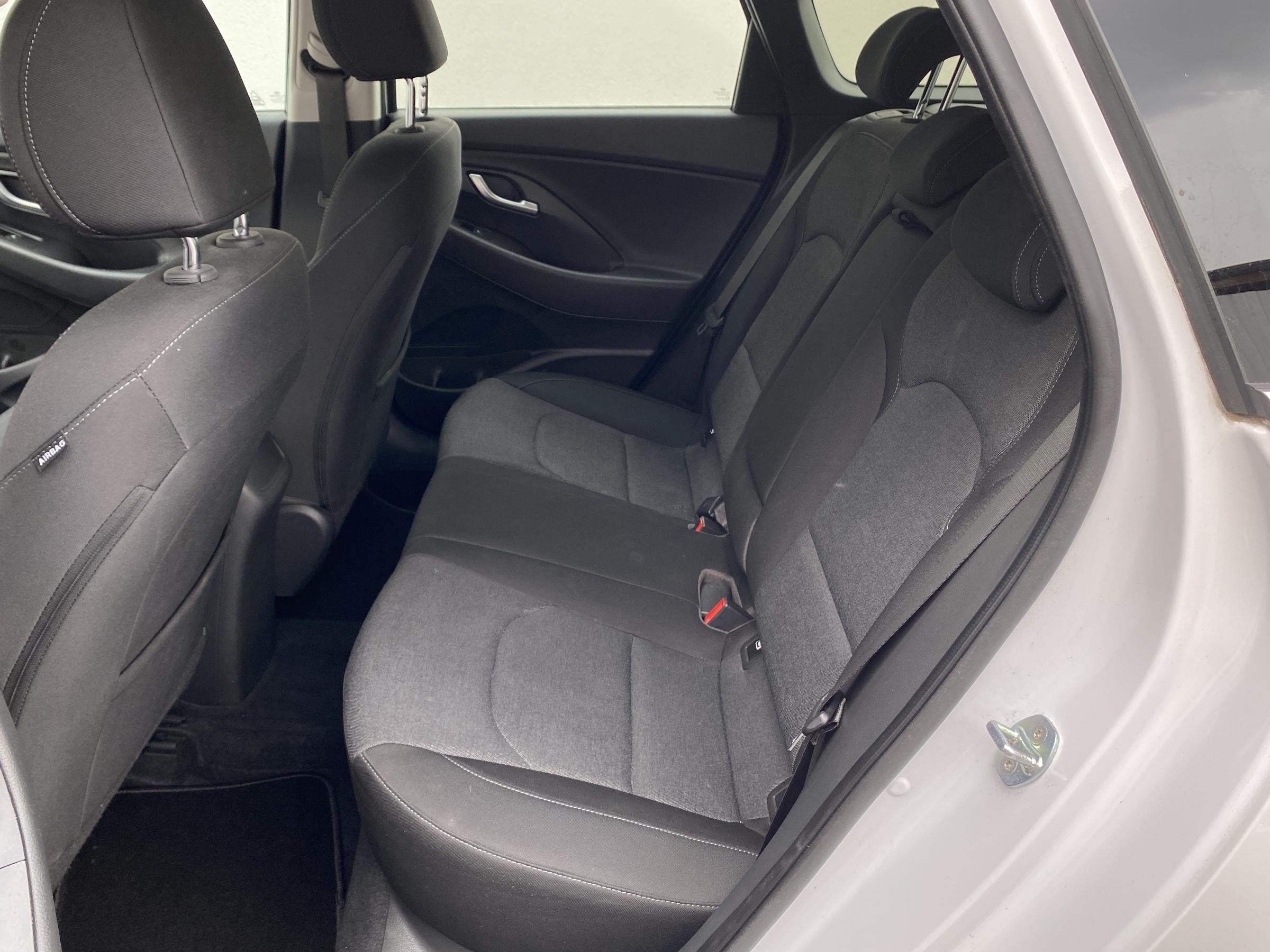 Hyundai i30, 2022 - pohled č. 14