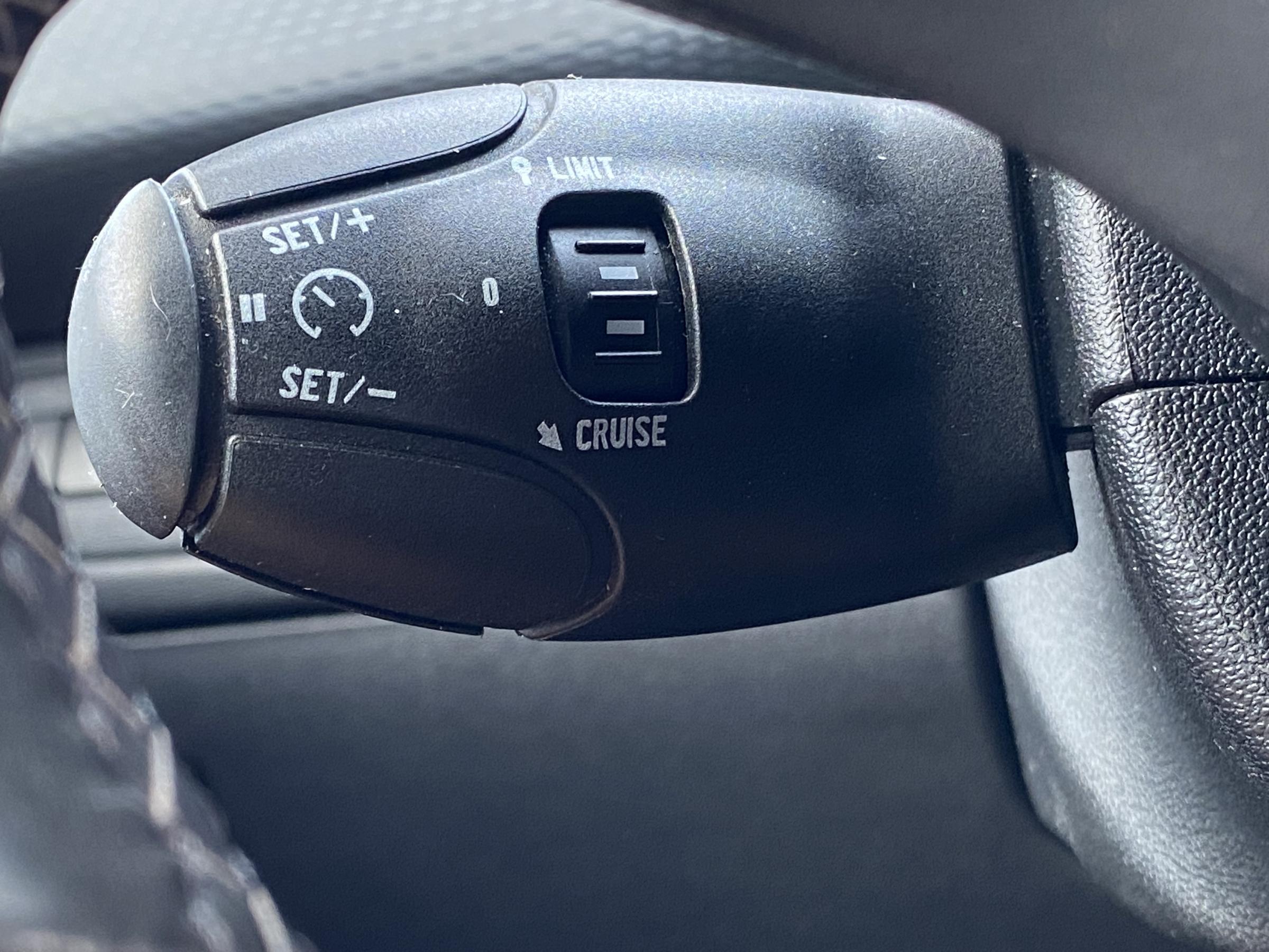 Peugeot 2008, 2013 - pohled č. 17