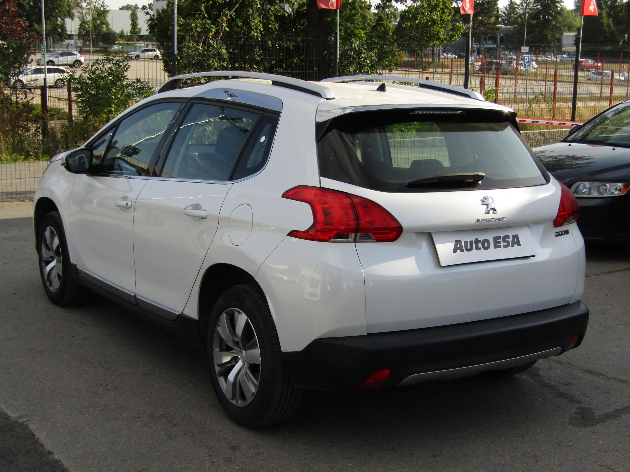 Peugeot 2008, 2013 - pohled č. 6