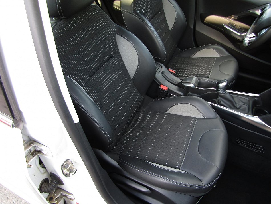 Peugeot 2008 1.6 VTi Allure