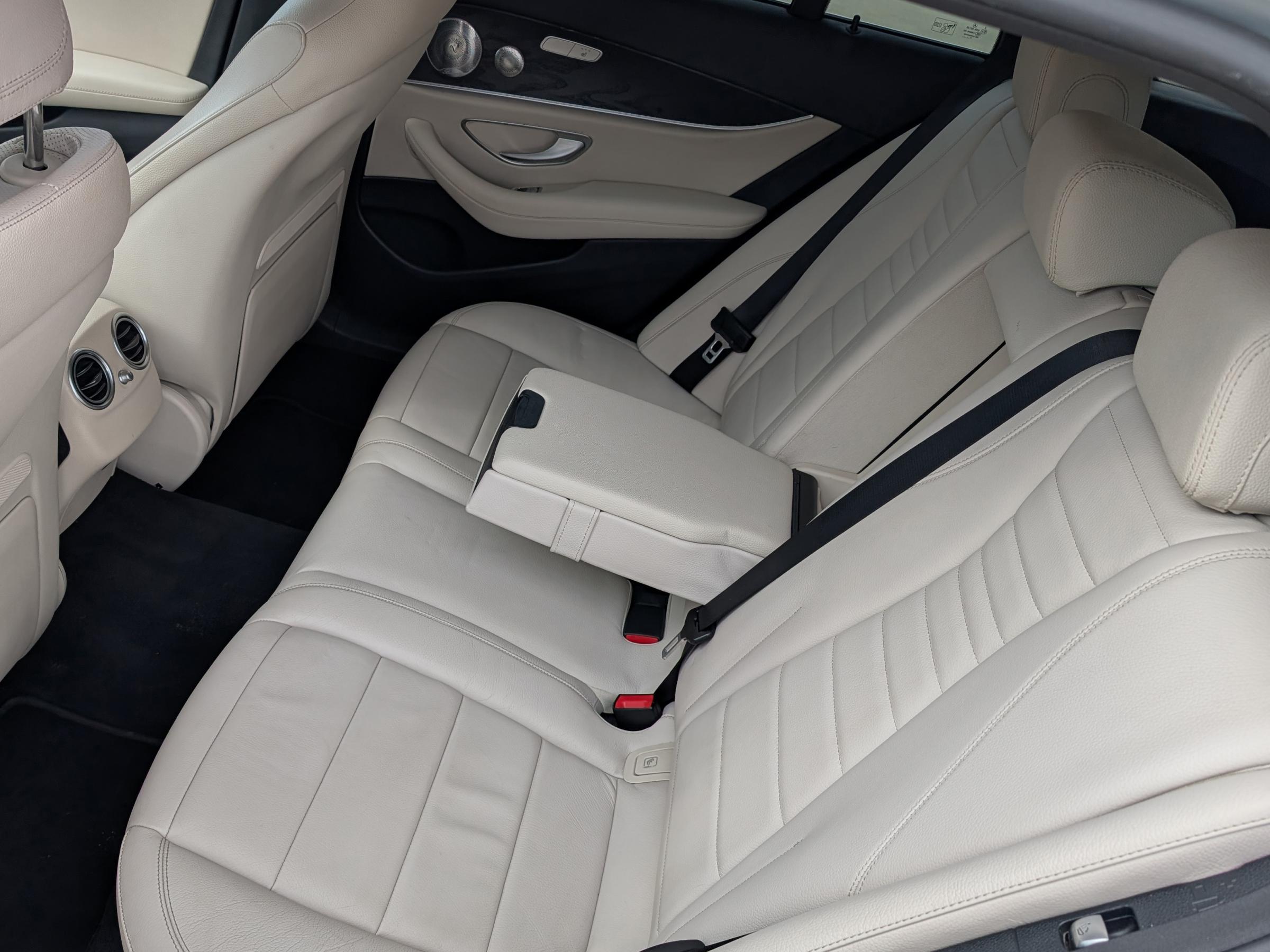 Mercedes-Benz Třída E, 2017 - pohled č. 13