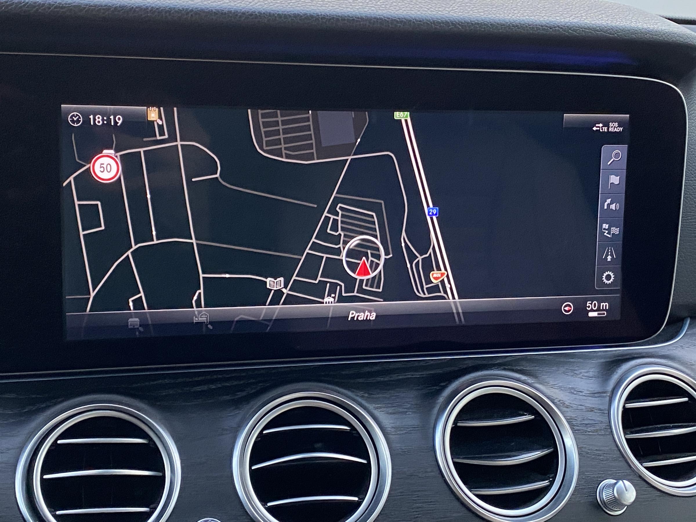 Mercedes-Benz Třída E, 2017 - pohled č. 24