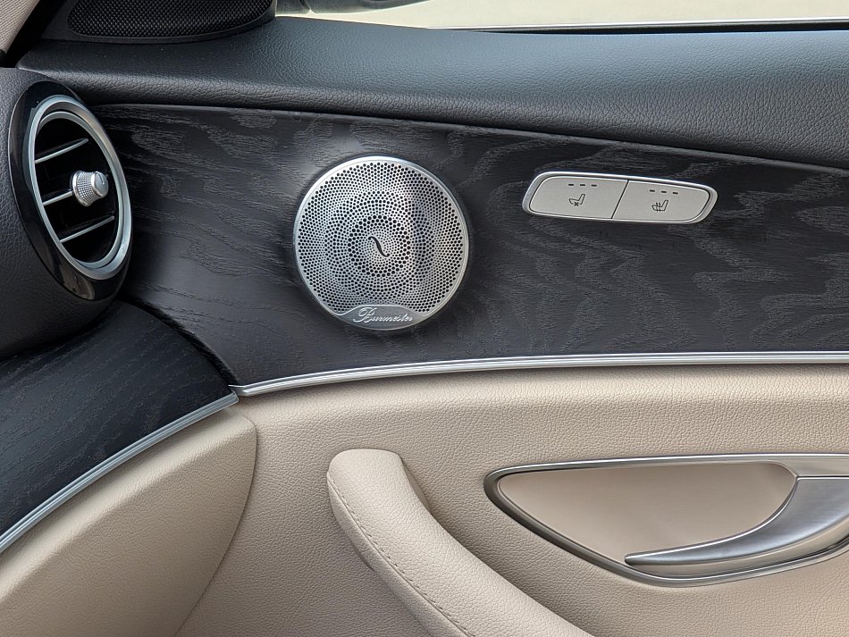 Mercedes-Benz Třída E 2.0CDi  E220 4M