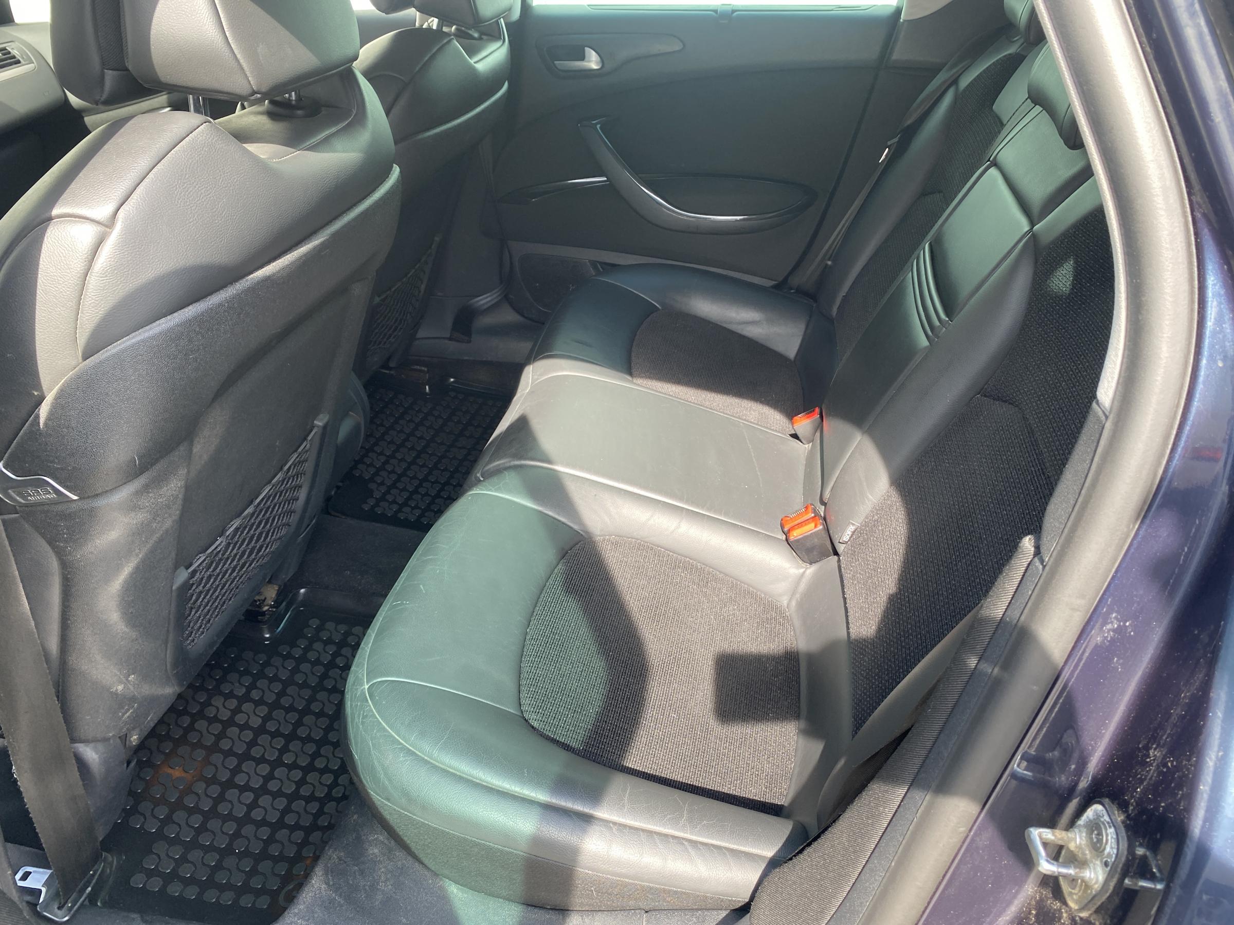 Citroën C5, 2009 - pohled č. 9