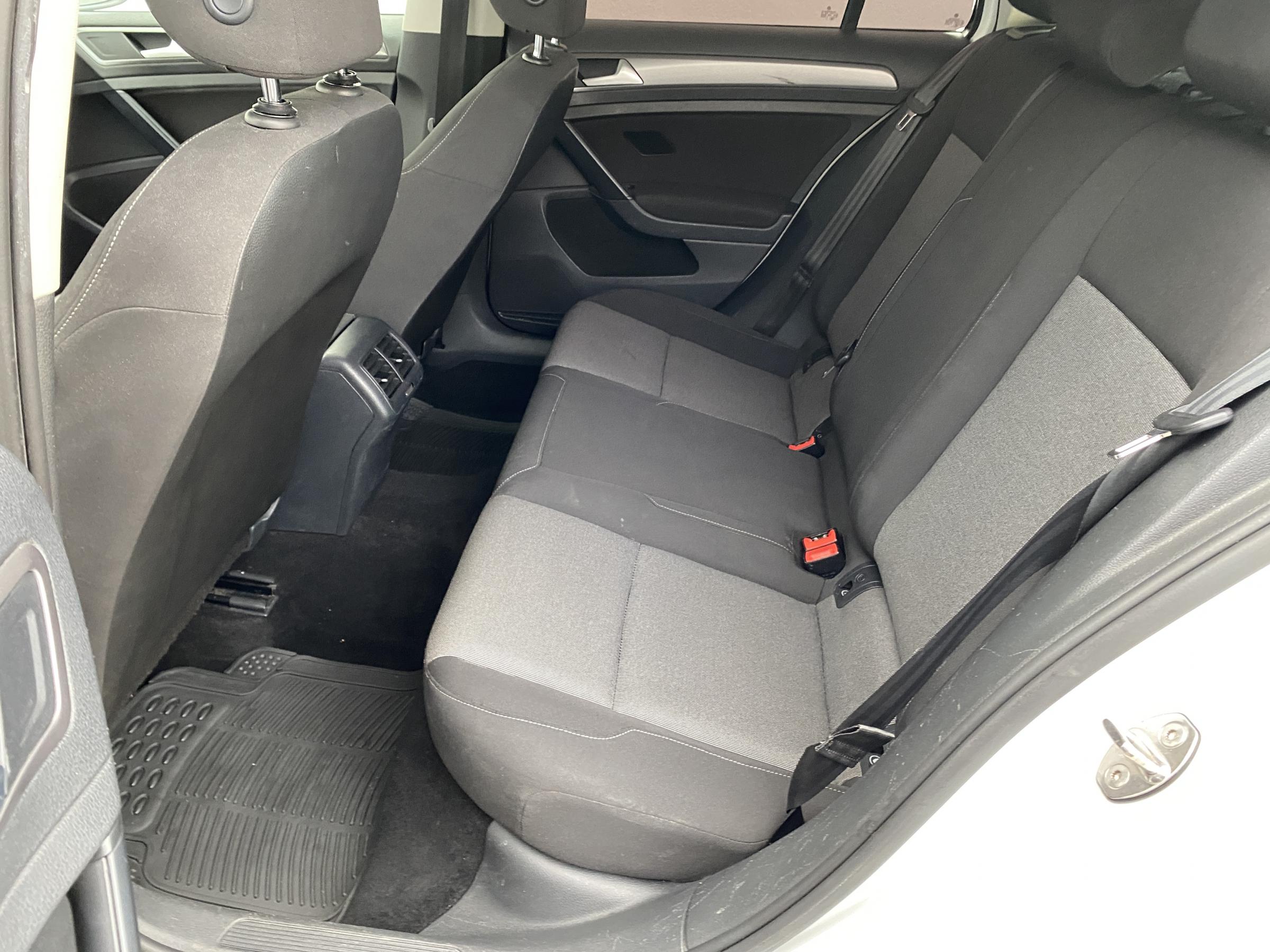 Volkswagen Golf, 2015 - pohled č. 11