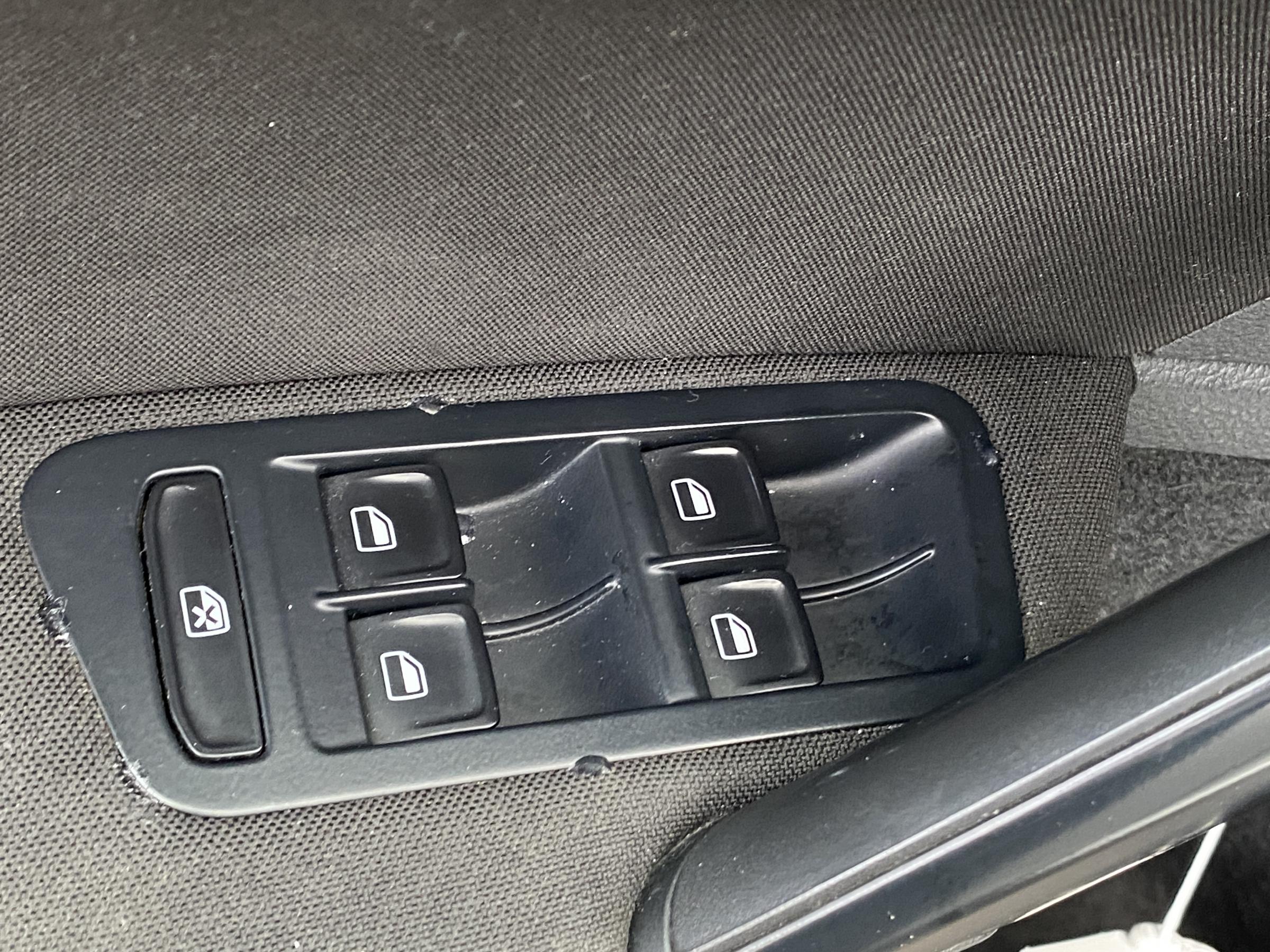 Volkswagen Golf, 2015 - pohled č. 12