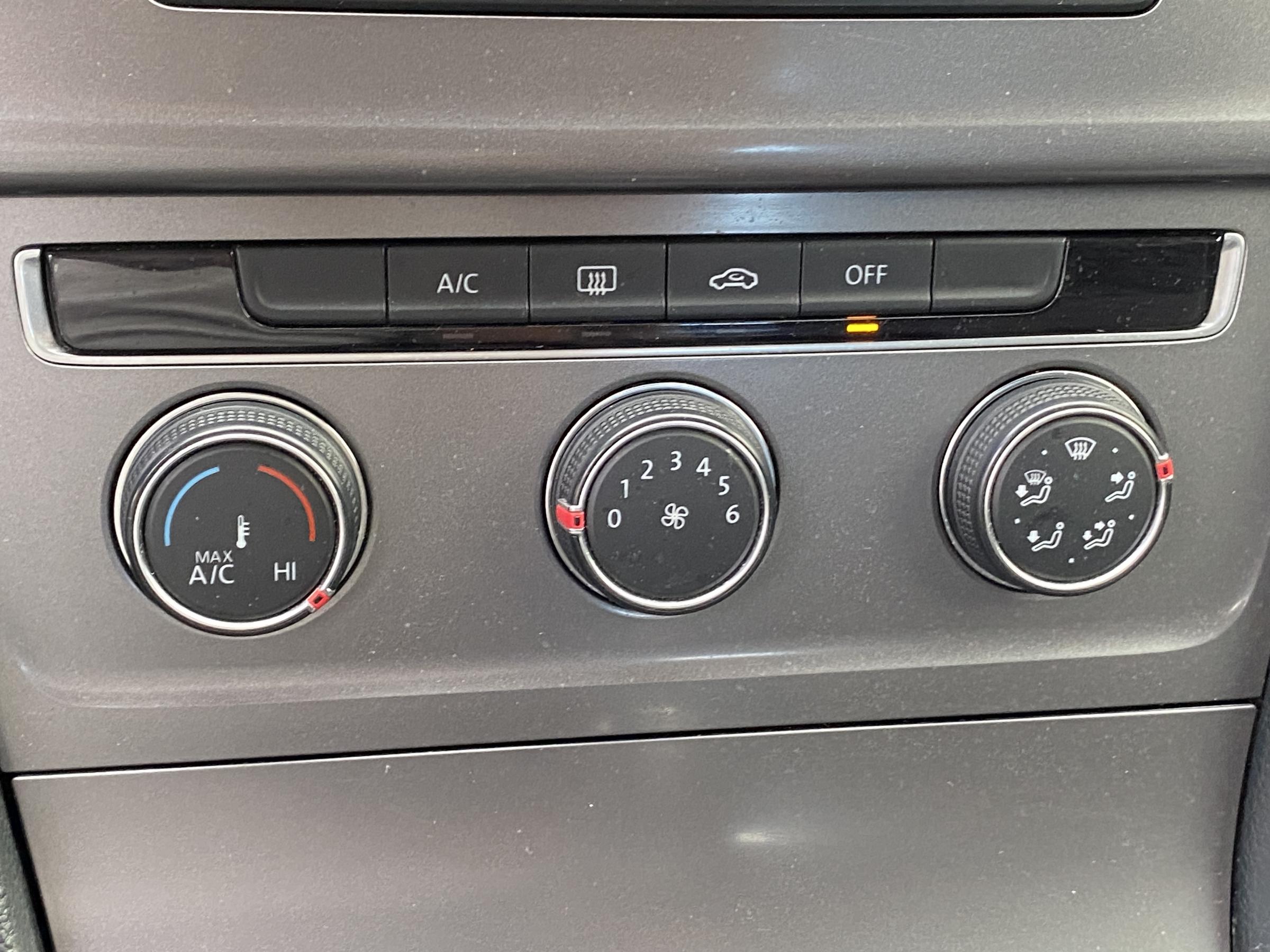 Volkswagen Golf, 2015 - pohled č. 14