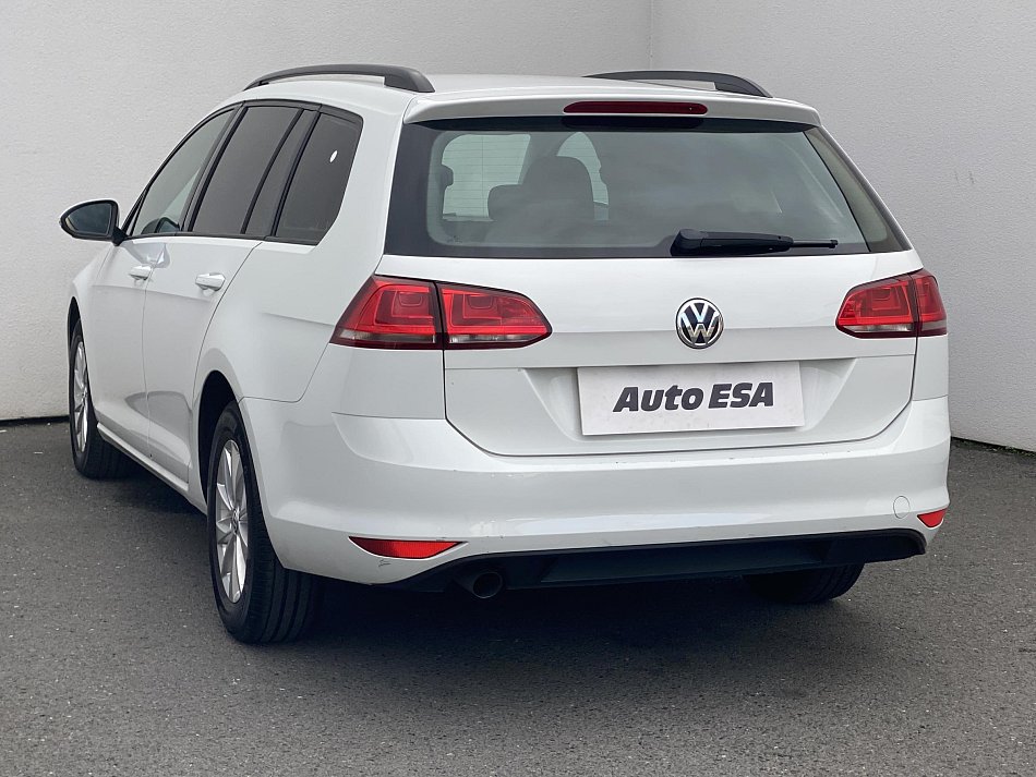 Volkswagen Golf 1.6 TDi 