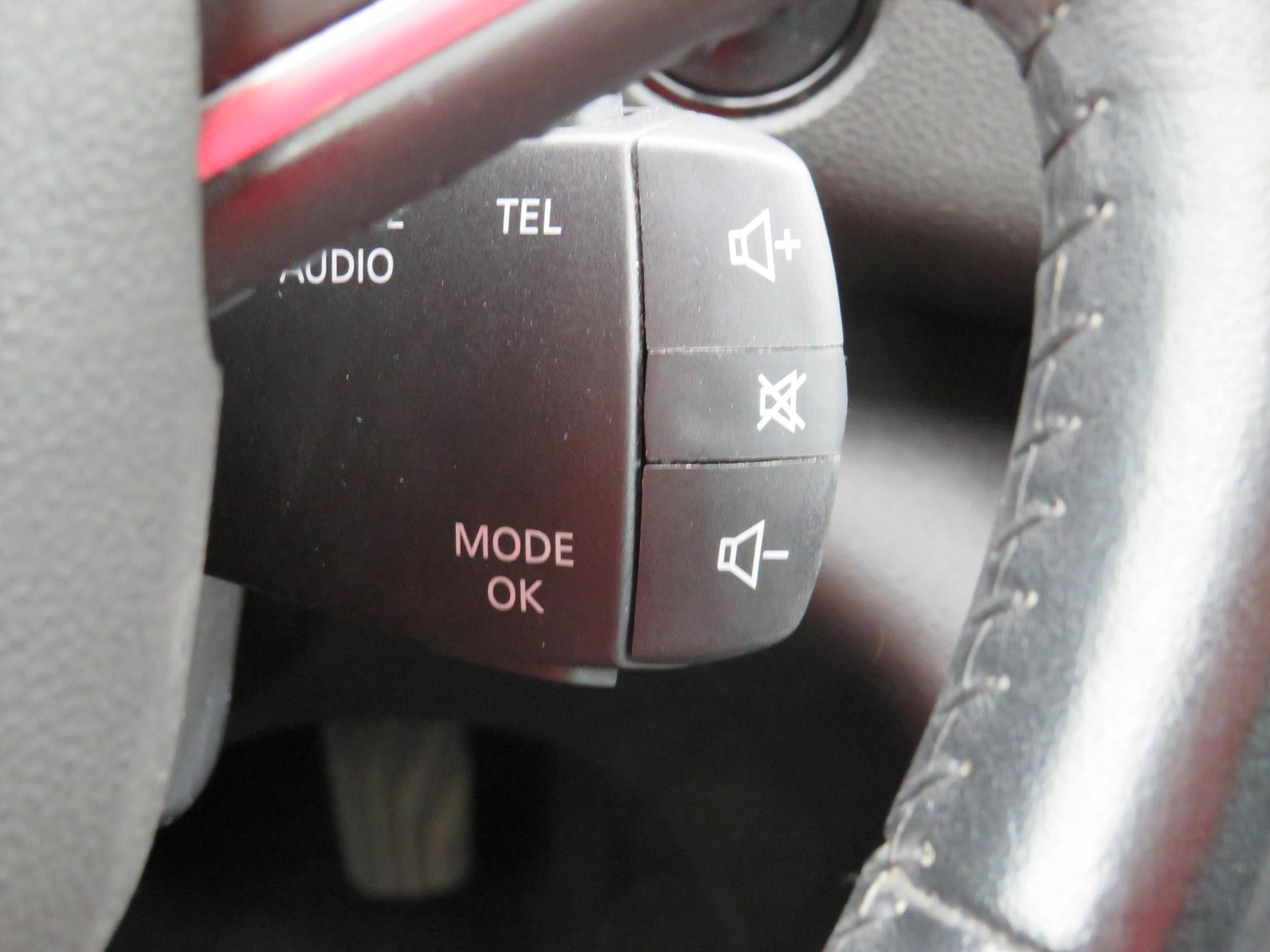 Renault Mégane, 2017 - pohled č. 15