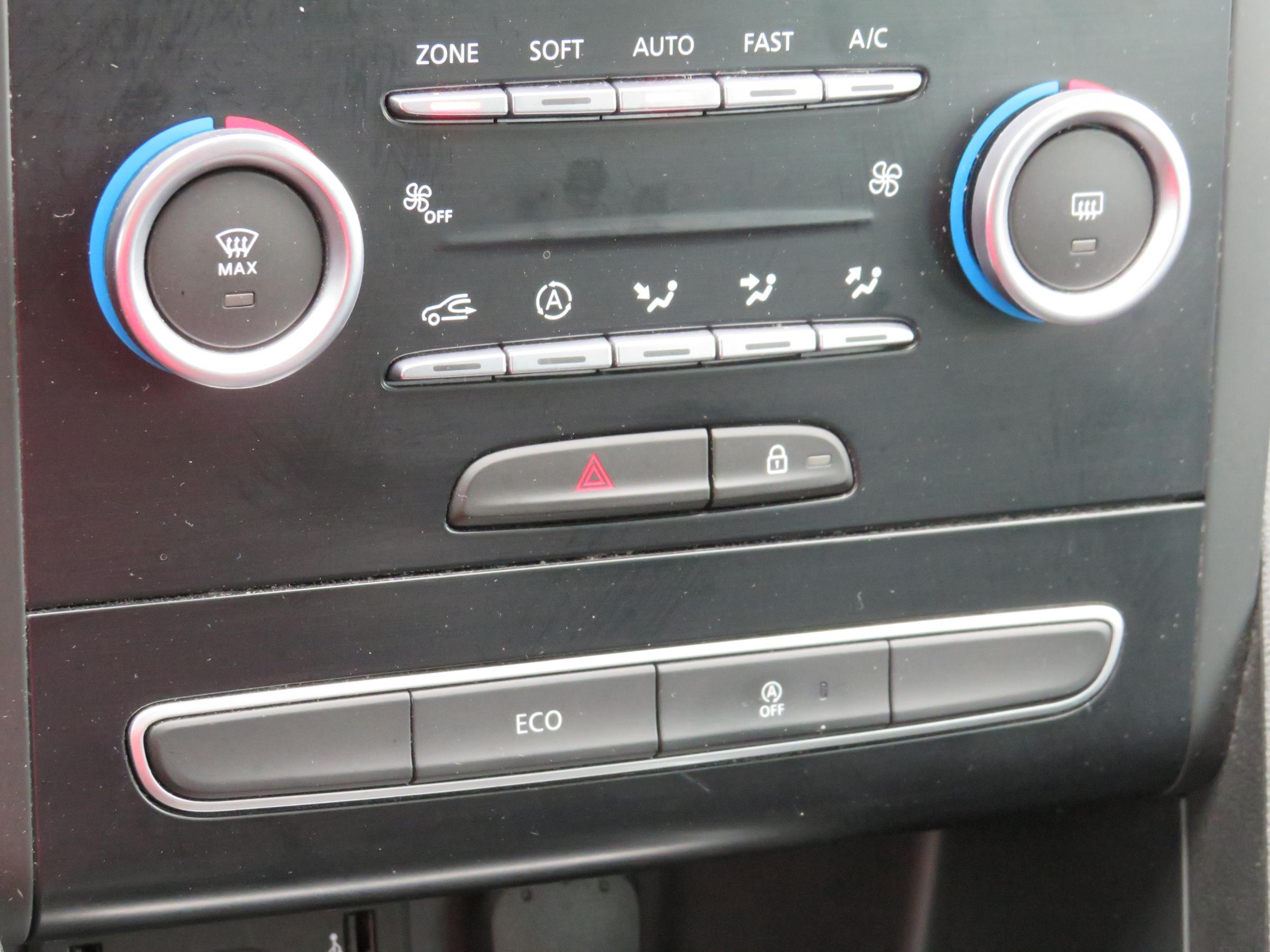 Renault Mégane, 2017 - pohled č. 19