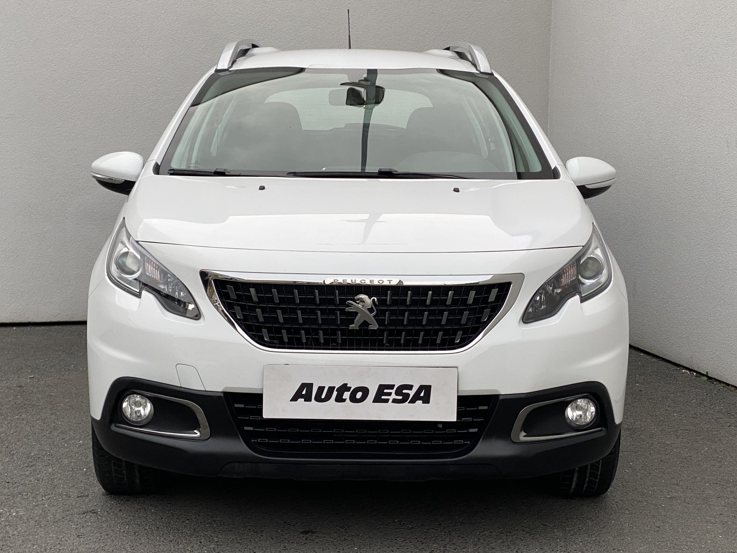 Peugeot 2008, 2019 - pohled č. 2