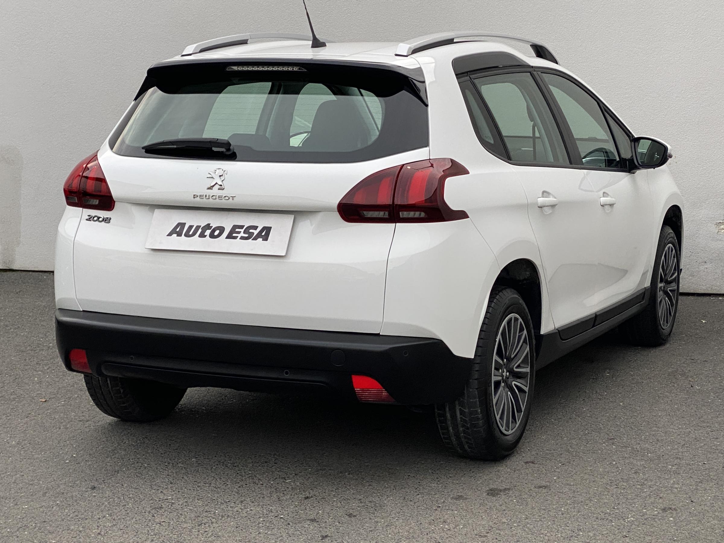 Peugeot 2008, 2019 - pohled č. 4
