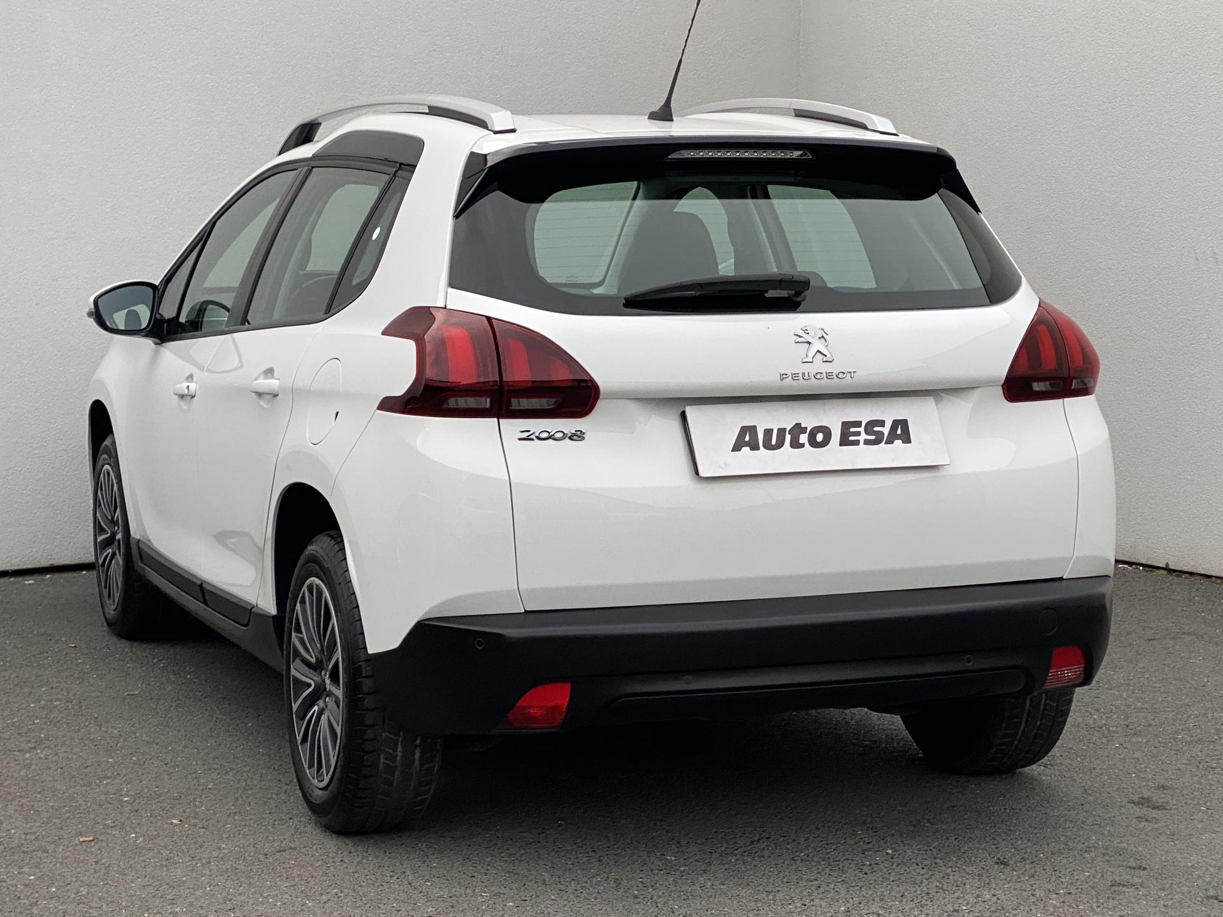 Peugeot 2008, 2019 - pohled č. 6