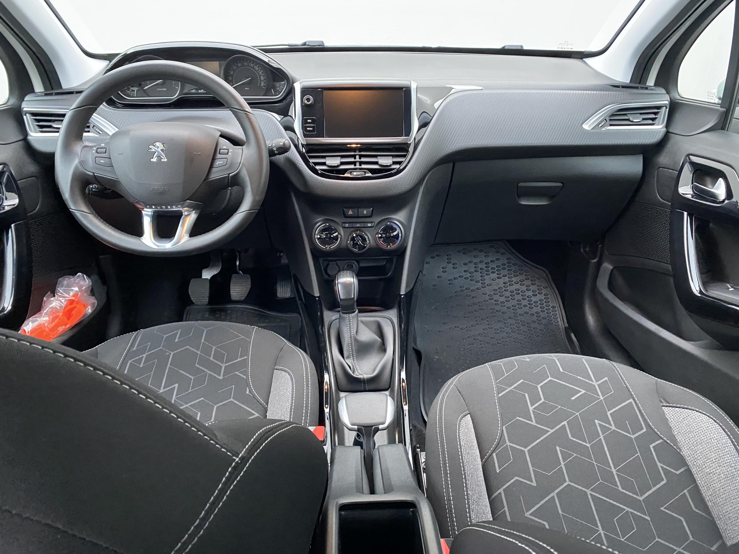 Peugeot 2008, 2019 - pohled č. 8