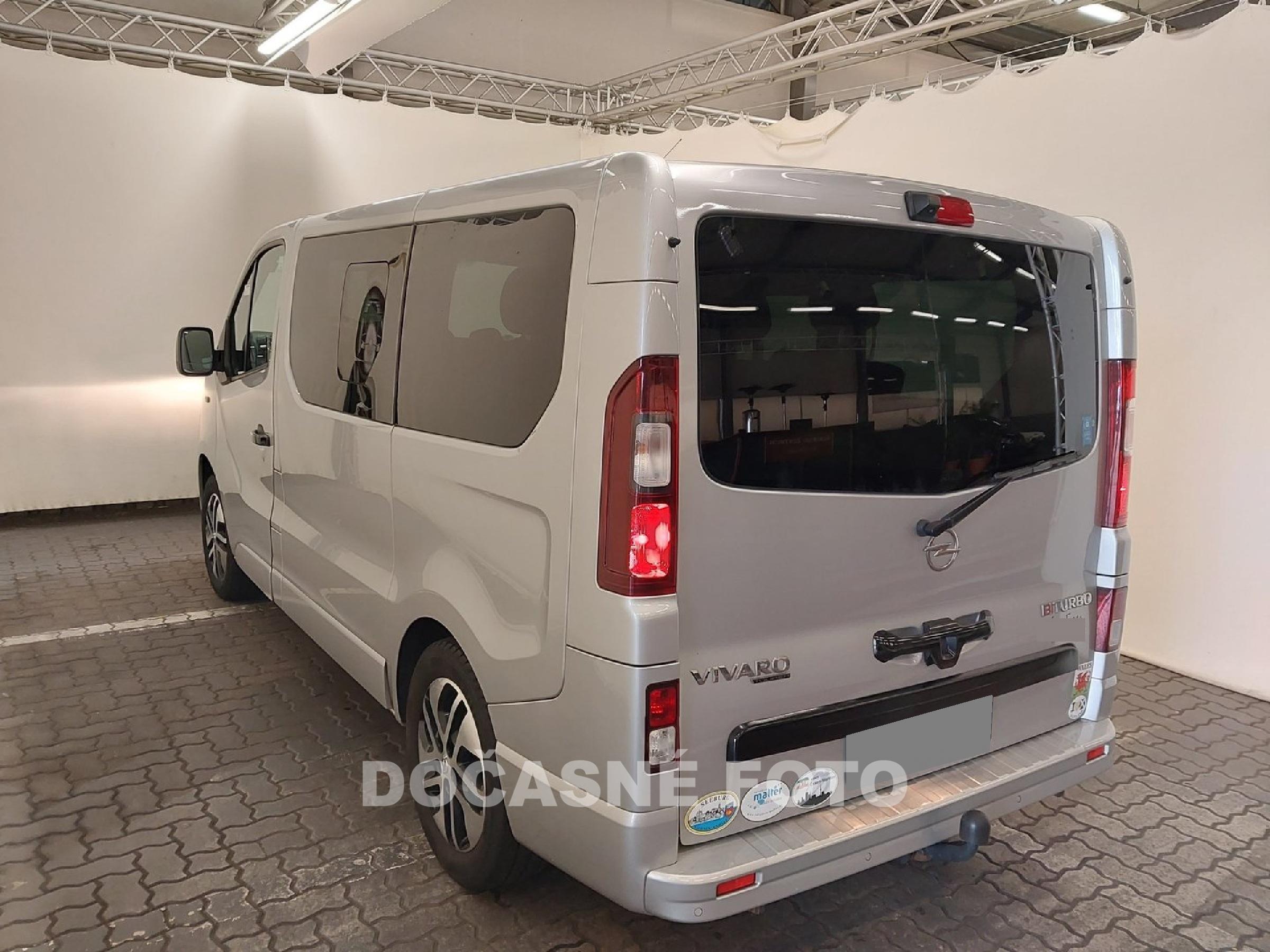 Opel Vivaro, 2019 - pohled č. 4