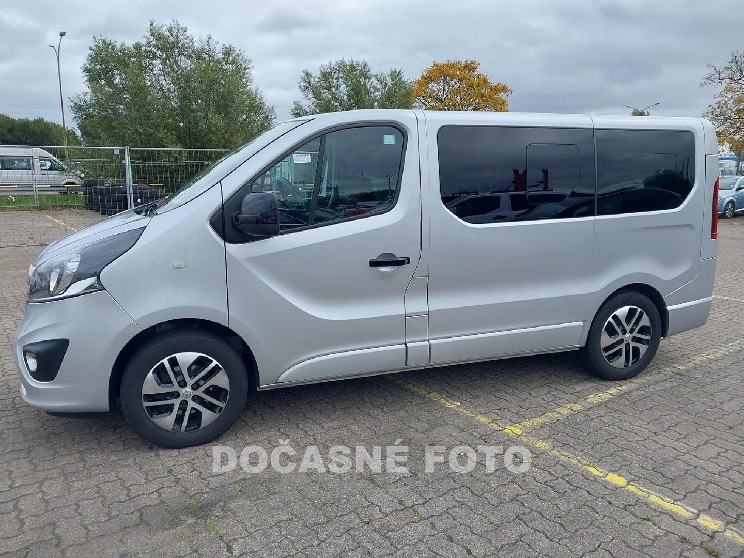 Opel Vivaro, 2019 - pohled č. 6