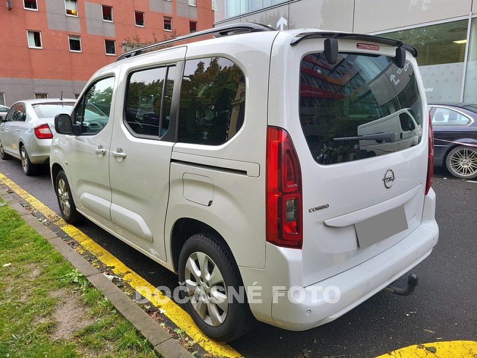 Opel Combo 1.5CDTi Elegance
