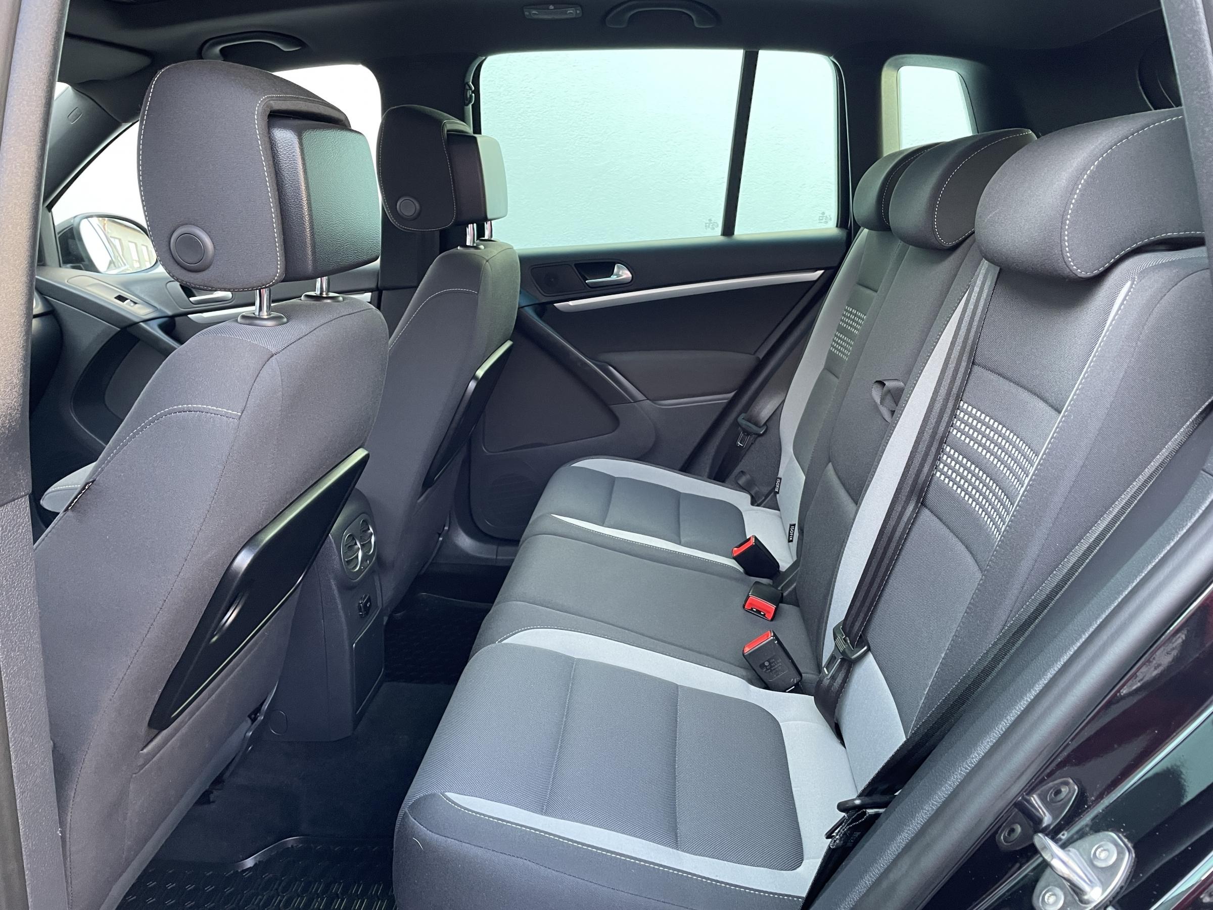 Volkswagen Tiguan, 2013 - pohled č. 10