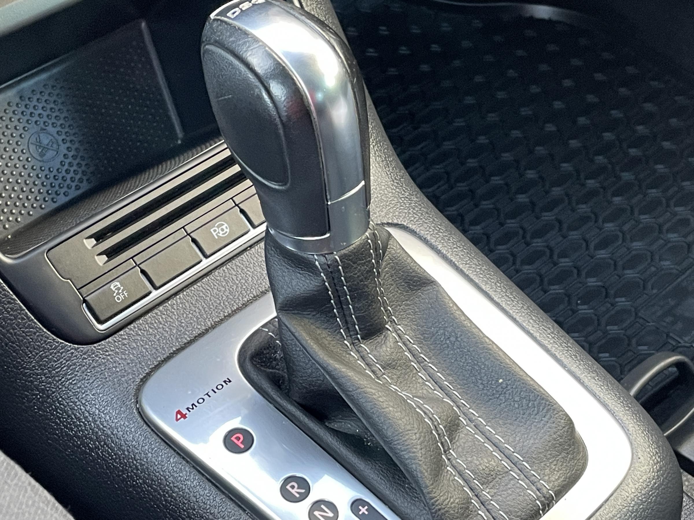 Volkswagen Tiguan, 2013 - pohled č. 16